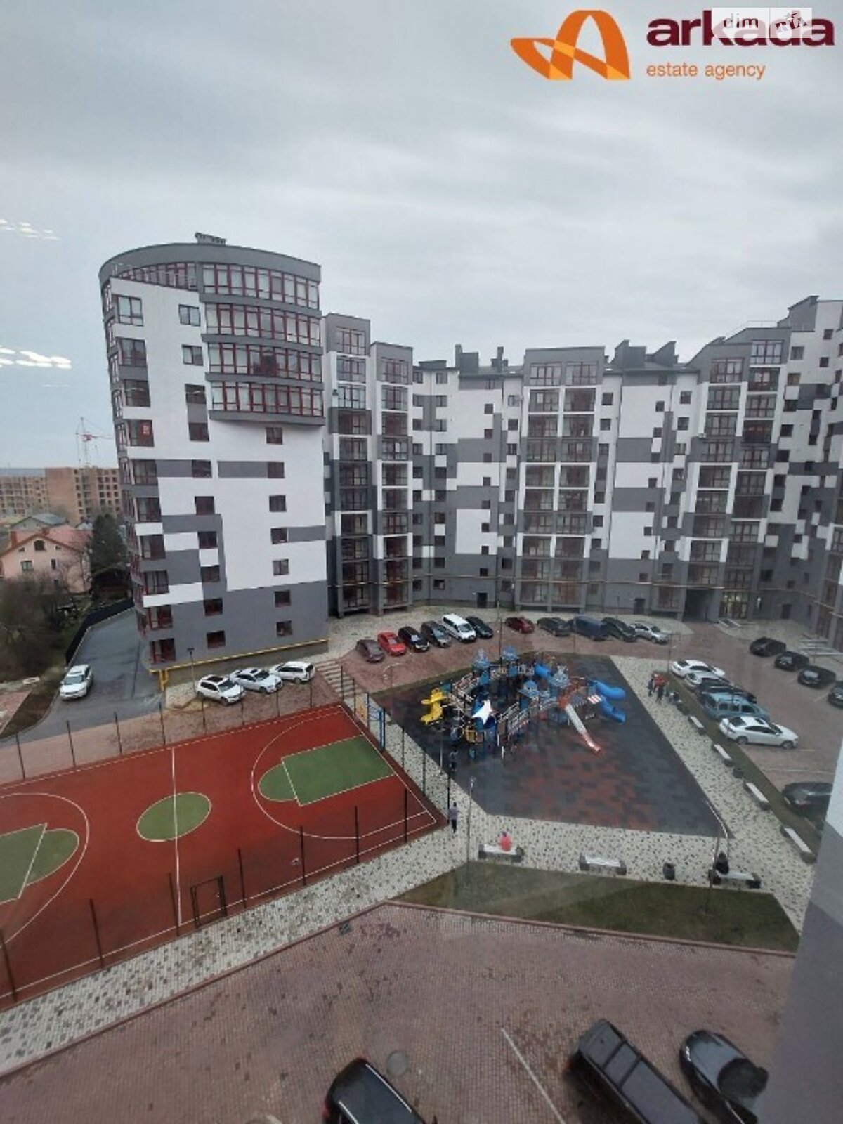 Продажа трехкомнатной квартиры в Ивано-Франковске, на ул. Европейская 3, район Каскад фото 1