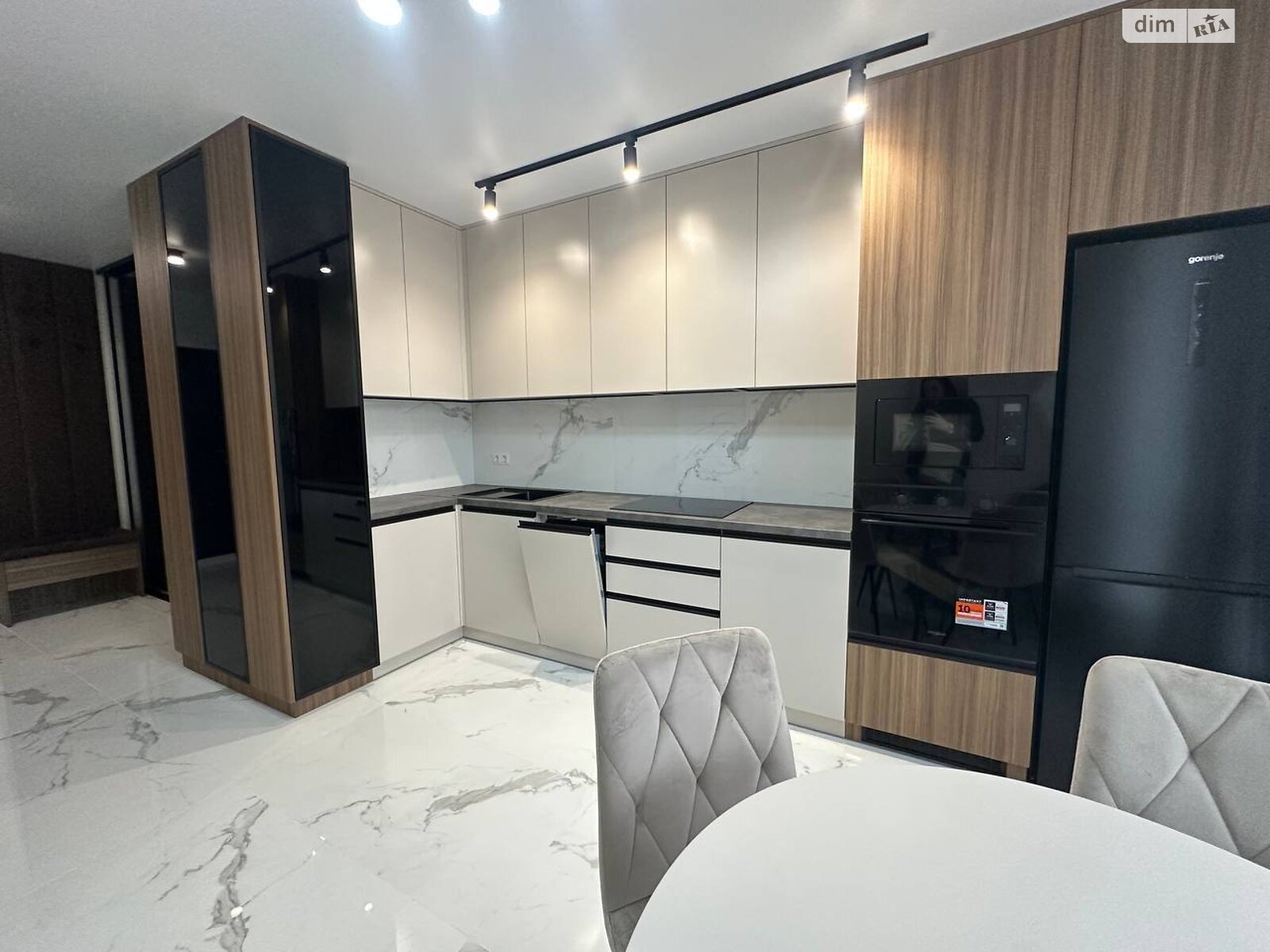 Продажа однокомнатной квартиры в Ивано-Франковске, на ул. Хмельницкого Богдана 94, район Каскад фото 1 Продажа однокомнатной квартиры в Ивано-Франковске, на ул. Хмельницкого Богдана 94, район Каскад фото 1