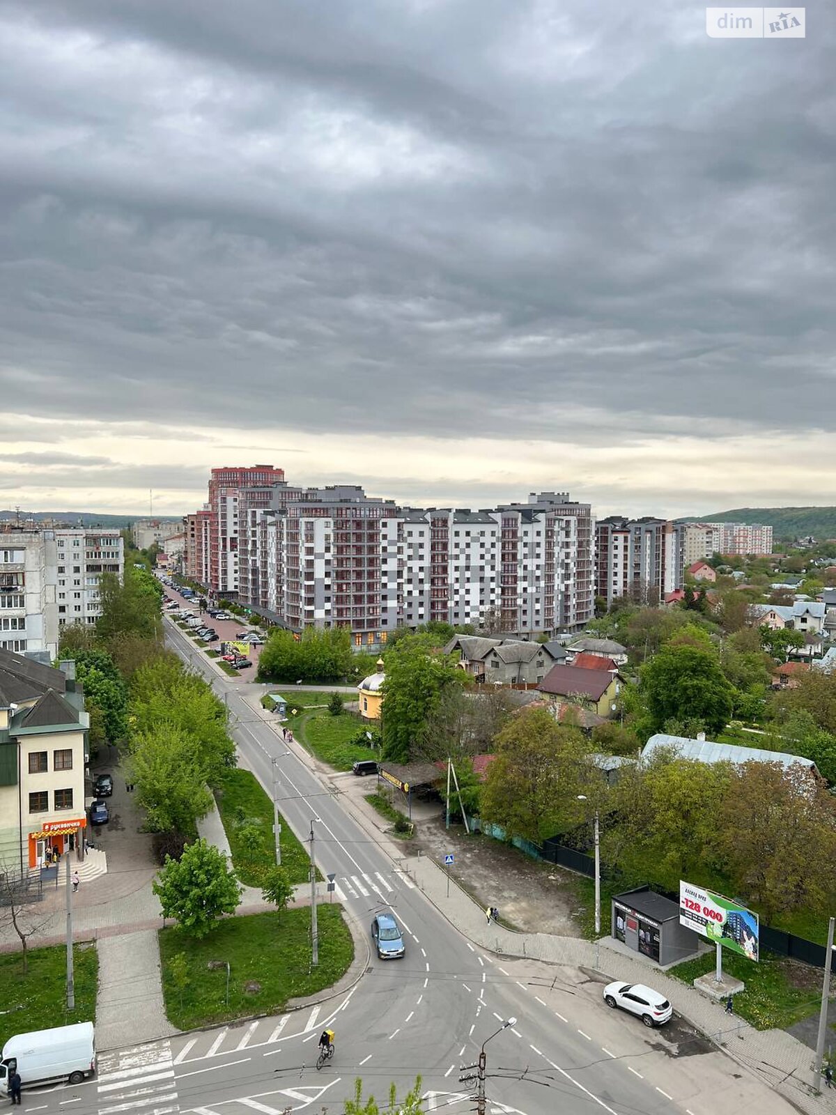 Продажа трехкомнатной квартиры в Ивано-Франковске, на ул. Миколайчука Ивана, район Каскад фото 1 Продажа трехкомнатной квартиры в Ивано-Франковске, на ул. Миколайчука Ивана, район Каскад фото 1