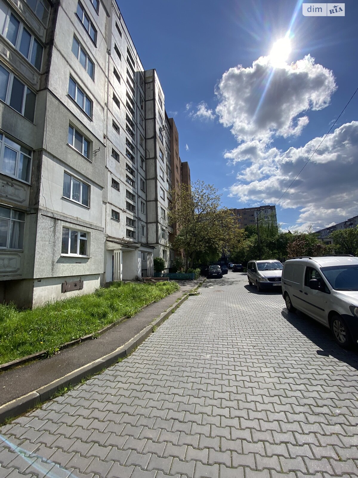 Продаж трикімнатної квартири в Івано-Франківську, на вул. Миколайчука Івана 13, район Каскад фото 1 Продаж трикімнатної квартири в Івано-Франківську, на вул. Миколайчука Івана 13, район Каскад фото 1