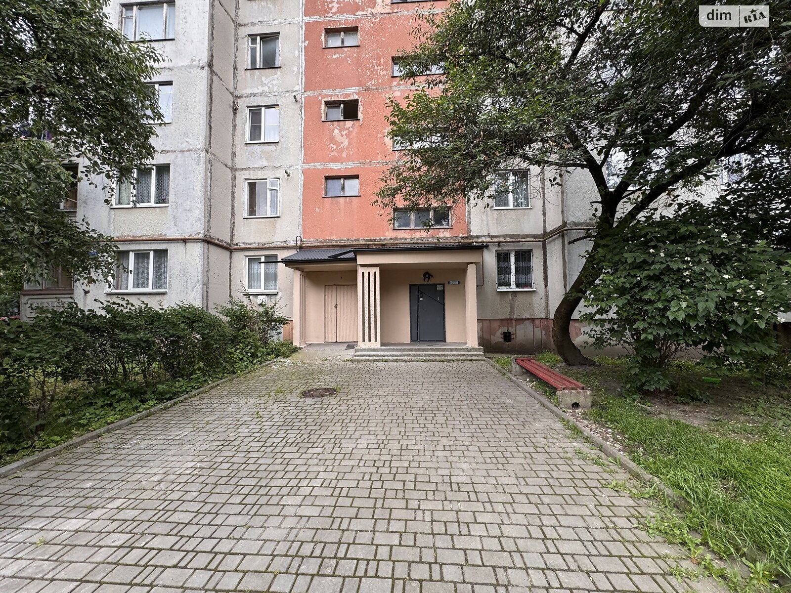 Продаж трикімнатної квартири в Івано-Франківську, на вул. Миколайчука Івана 7, район Каскад фото 1 Продаж трикімнатної квартири в Івано-Франківську, на вул. Миколайчука Івана 7, район Каскад фото 1