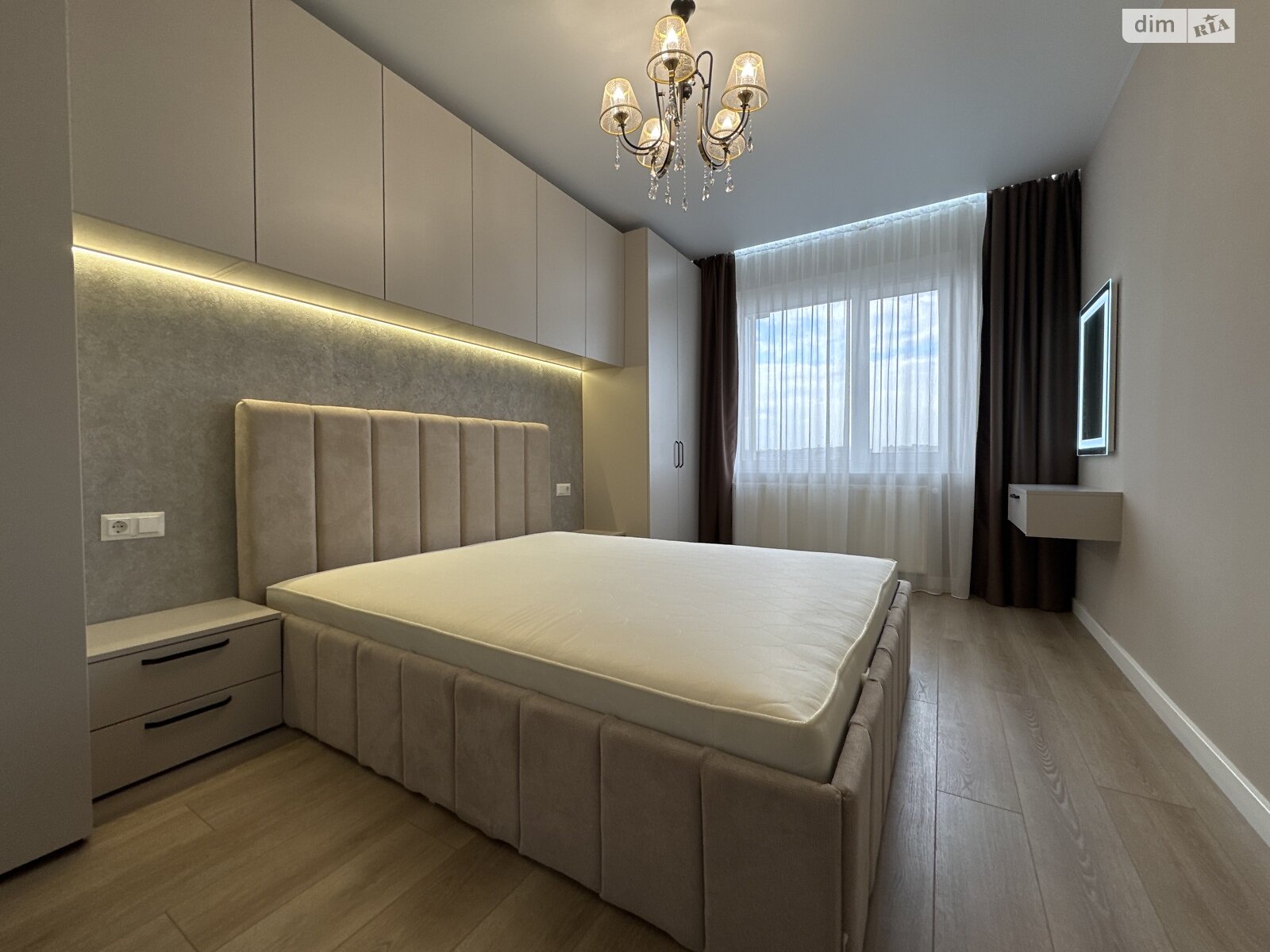 Продажа двухкомнатной квартиры в Ивано-Франковске, на ул. Мира 100, район Каскад фото 1 Продажа двухкомнатной квартиры в Ивано-Франковске, на ул. Мира 100, район Каскад фото 1
