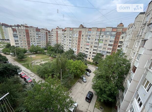 Продаж трикімнатної квартири в Івано-Франківську на вул. Стуса Василя 45 район Каскад фото 1 Продаж трикімнатної квартири в Івано-Франківську на вул. Стуса Василя 45 район Каскад фото 1