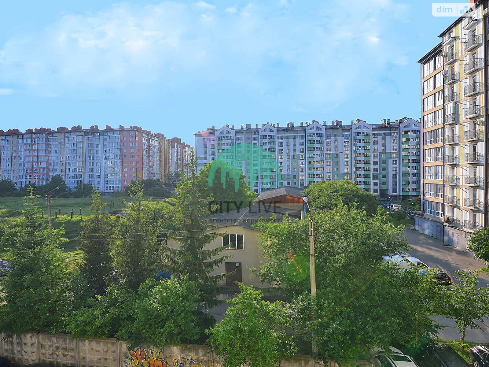 Продажа трехкомнатной квартиры в Ивано-Франковске, на ул. Стуса Василия 42, район Каскад фото 1 Продажа трехкомнатной квартиры в Ивано-Франковске, на ул. Стуса Василия 42, район Каскад фото 1