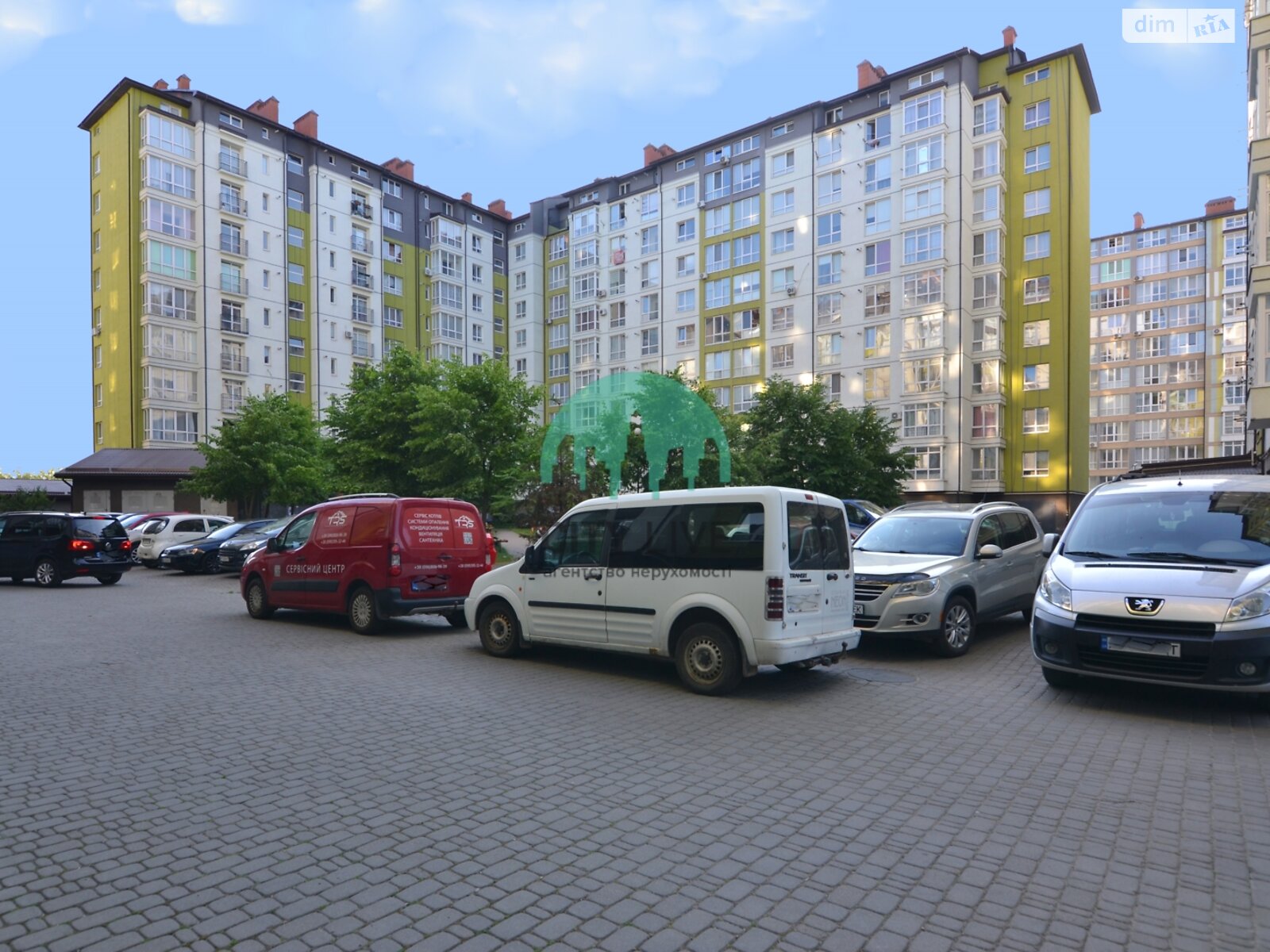 Продажа трехкомнатной квартиры в Ивано-Франковске, на ул. Стуса Василия 42, район Каскад фото 1 Продажа трехкомнатной квартиры в Ивано-Франковске, на ул. Стуса Василия 42, район Каскад фото 1