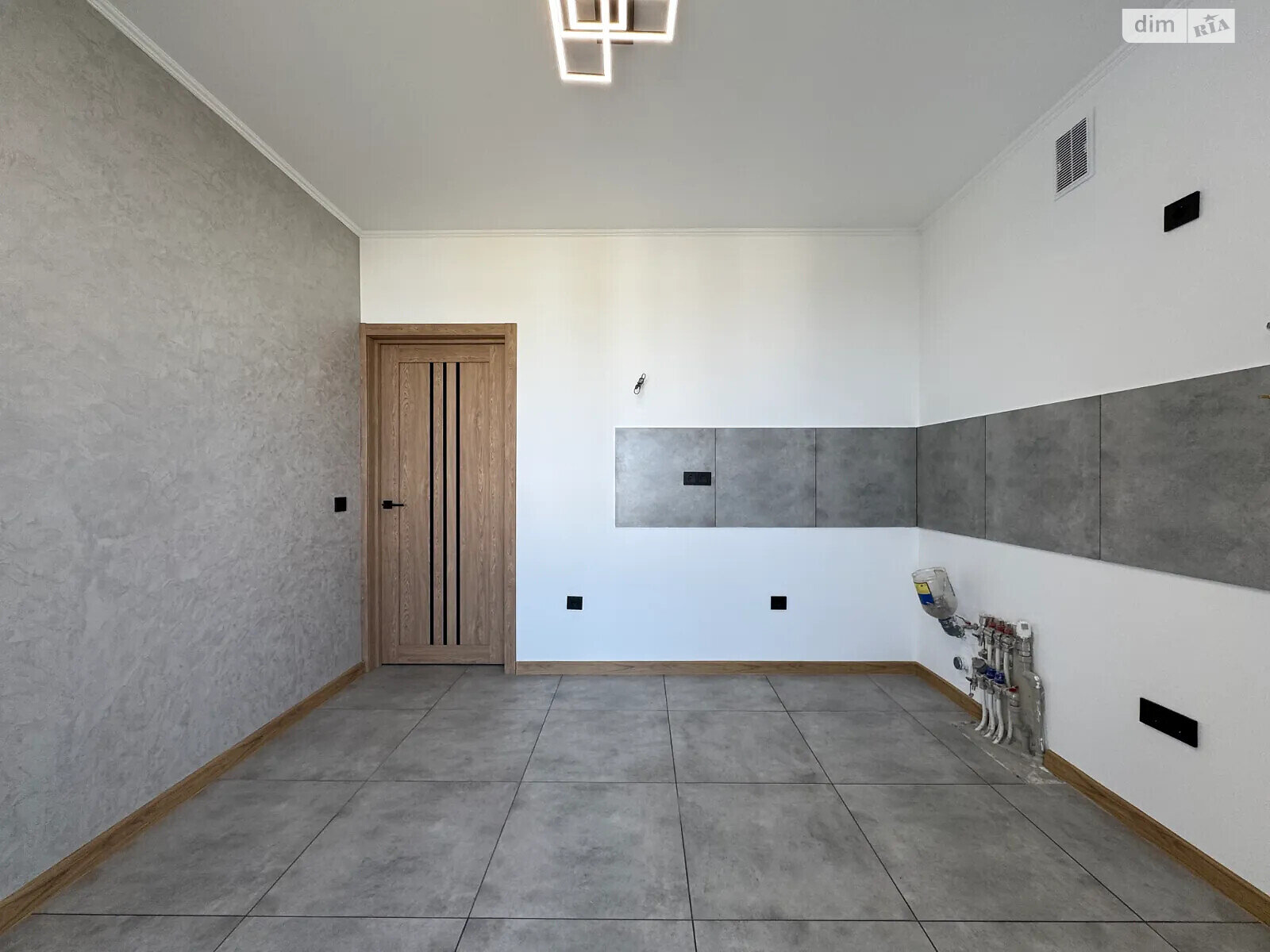 Продажа однокомнатной квартиры в Ивано-Франковске, на ул. Стуса Василия, район Каскад фото 1