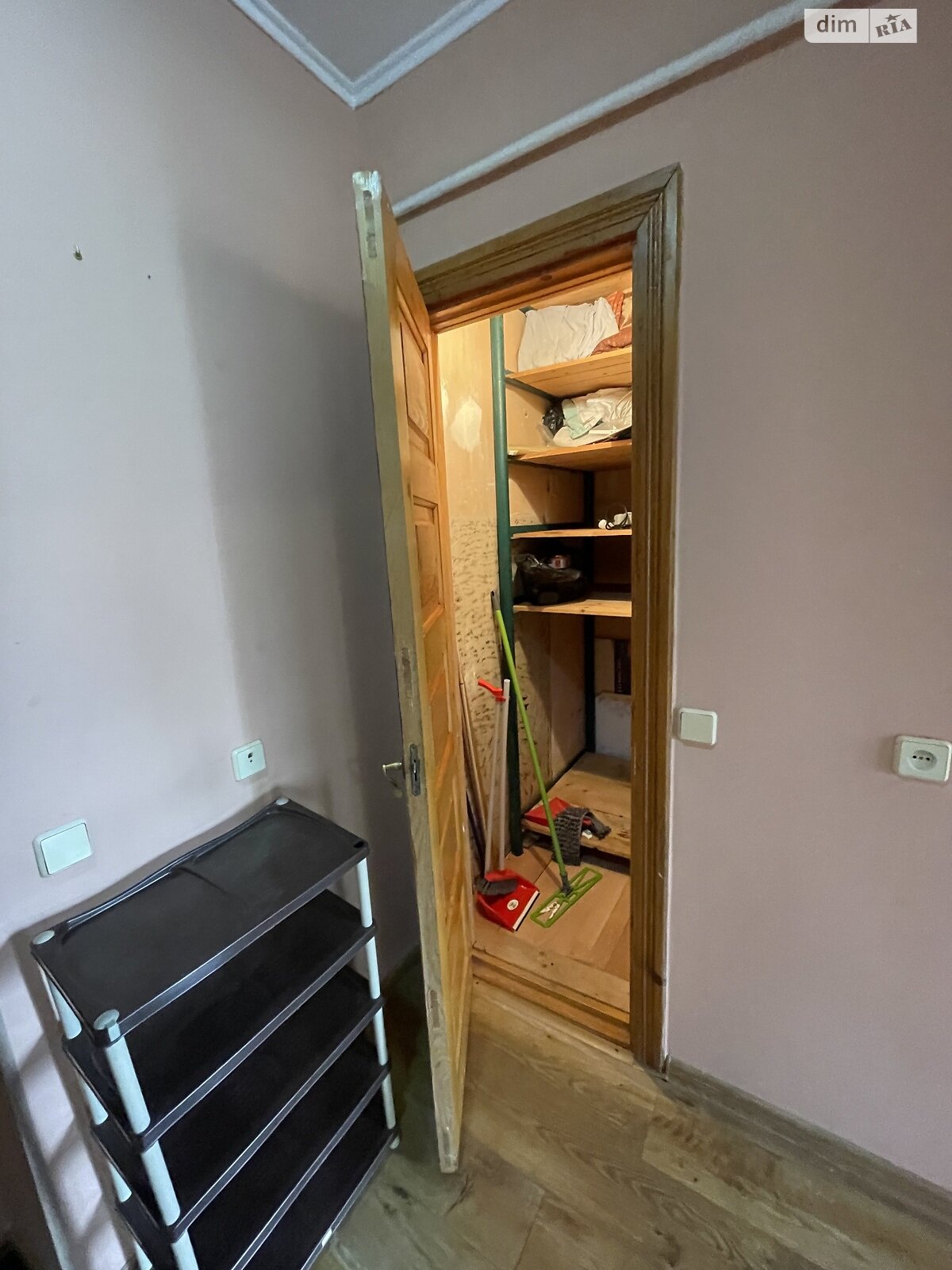 Продаж однокімнатної квартири в Івано-Франківську, на вул. Симоненка Василя 9, кв. 10, район Кішлак фото 1 Продаж однокімнатної квартири в Івано-Франківську, на вул. Симоненка Василя 9, кв. 10, район Кішлак фото 1