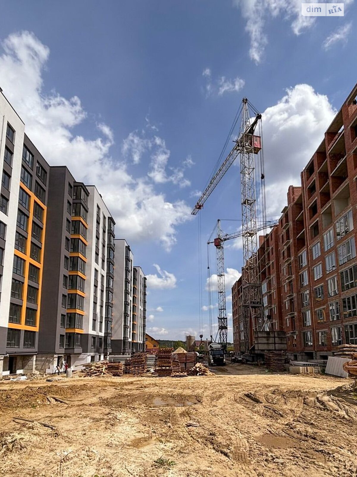 Продаж двокімнатної квартири в Івано-Франківську, на пров. Ключний 1, фото 1 Продаж двокімнатної квартири в Івано-Франківську, на пров. Ключний 1, фото 1