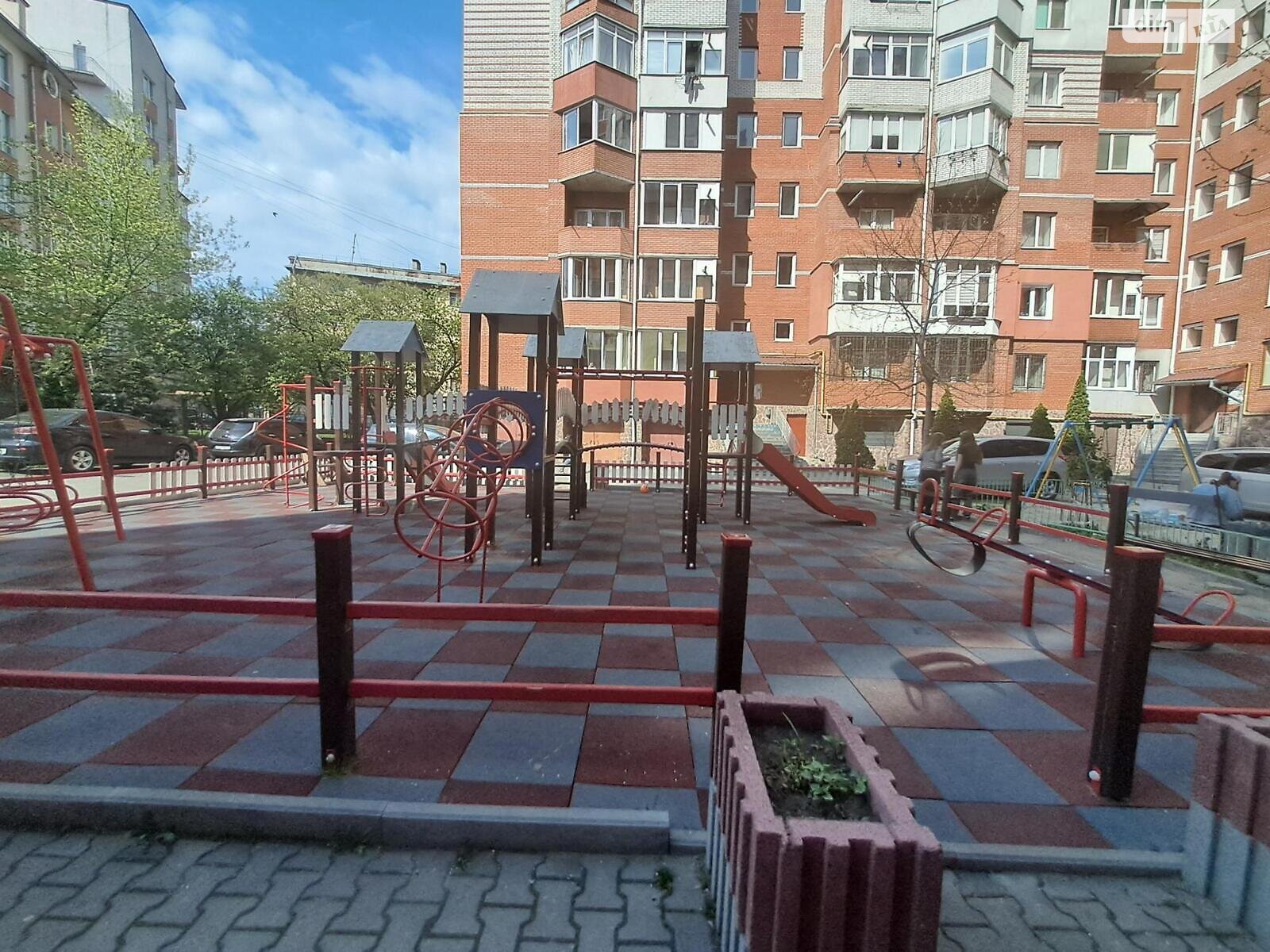 Продажа двухкомнатной квартиры в Ивано-Франковске, на ул. Галицкая 64В, район Княгинин фото 1