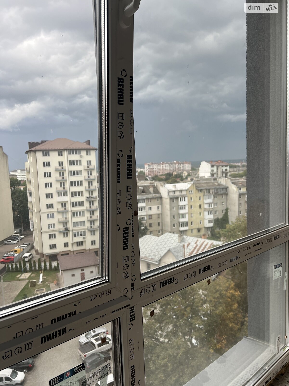 Продажа однокомнатной квартиры в Ивано-Франковске, на ул. Гарбарская 31, район Княгинин фото 1