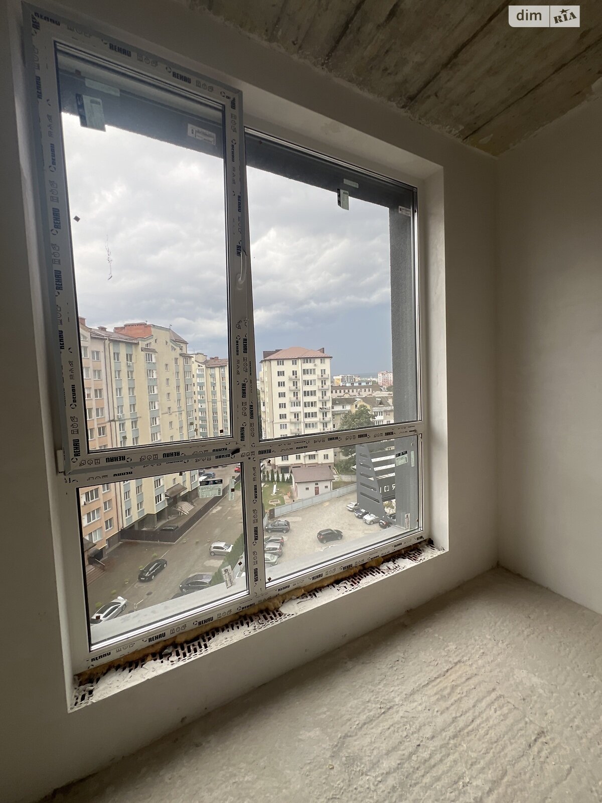 Продажа однокомнатной квартиры в Ивано-Франковске, на ул. Гарбарская 31, район Княгинин фото 1