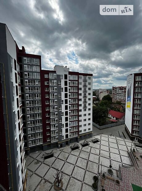 Продажа трехкомнатной квартиры в Ивано-Франковске, на ул. Княгинин район Княгинин фото 1