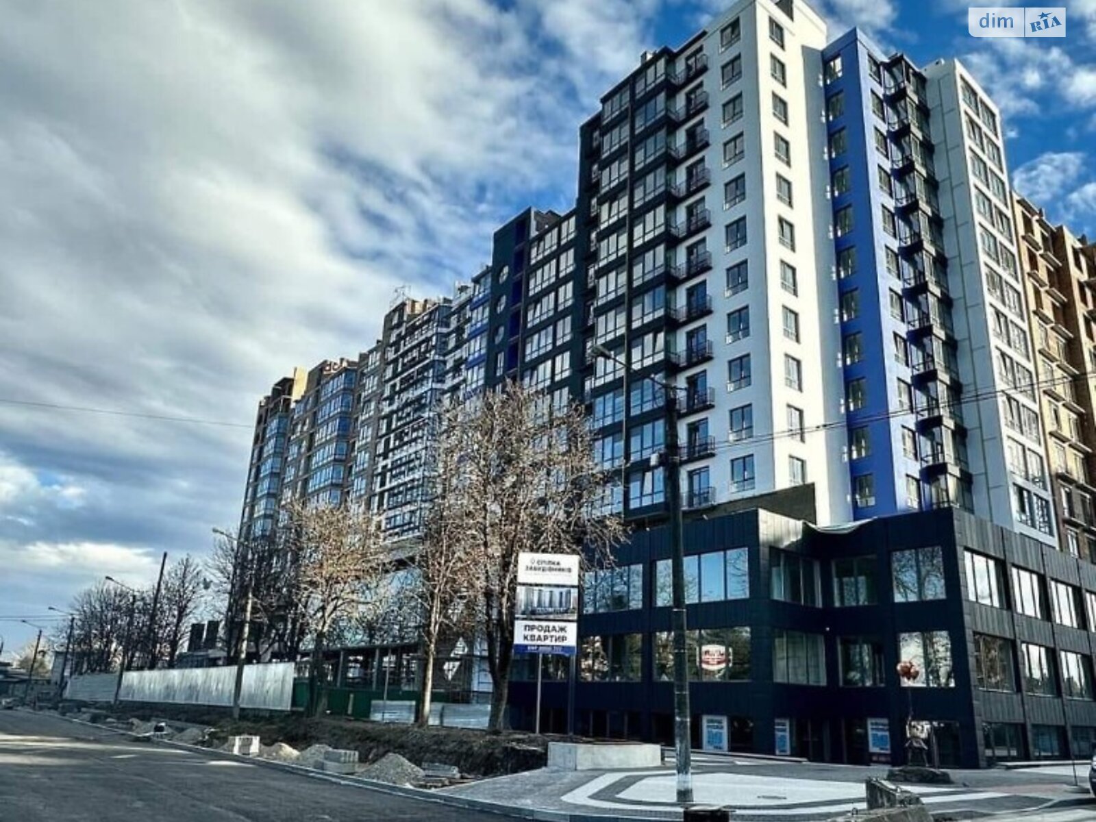 Продажа трехкомнатной квартиры в Ивано-Франковске, на ул. Княгинин, кв. 5, район Княгинин фото 1