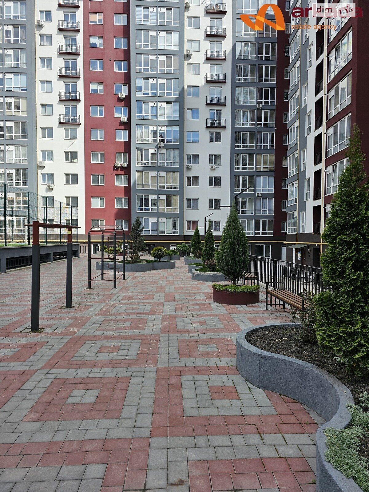 Продаж двокімнатної квартири в Івано-Франківську, на вул. Княгинин 44, район Княгинин фото 1 Продаж двокімнатної квартири в Івано-Франківську, на вул. Княгинин 44, район Княгинин фото 1