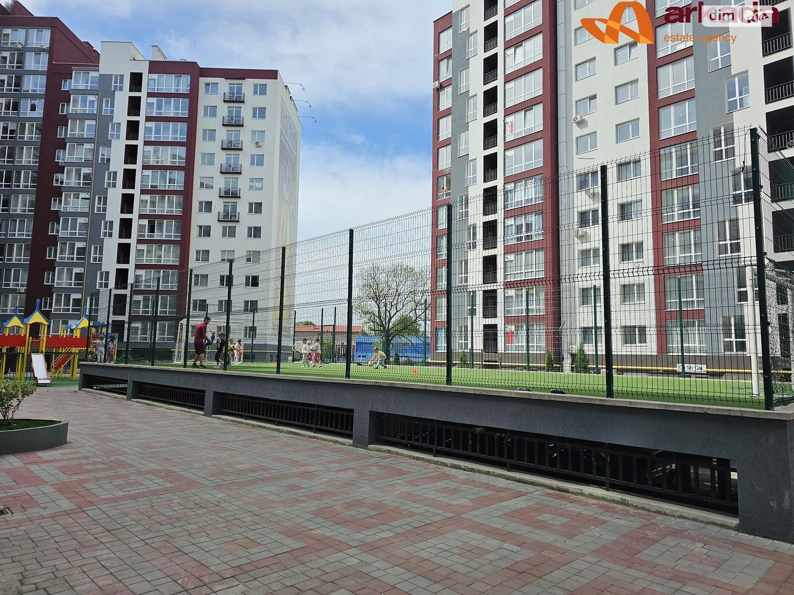 Продаж двокімнатної квартири в Івано-Франківську, на вул. Княгинин 44, район Княгинин фото 1 Продаж двокімнатної квартири в Івано-Франківську, на вул. Княгинин 44, район Княгинин фото 1