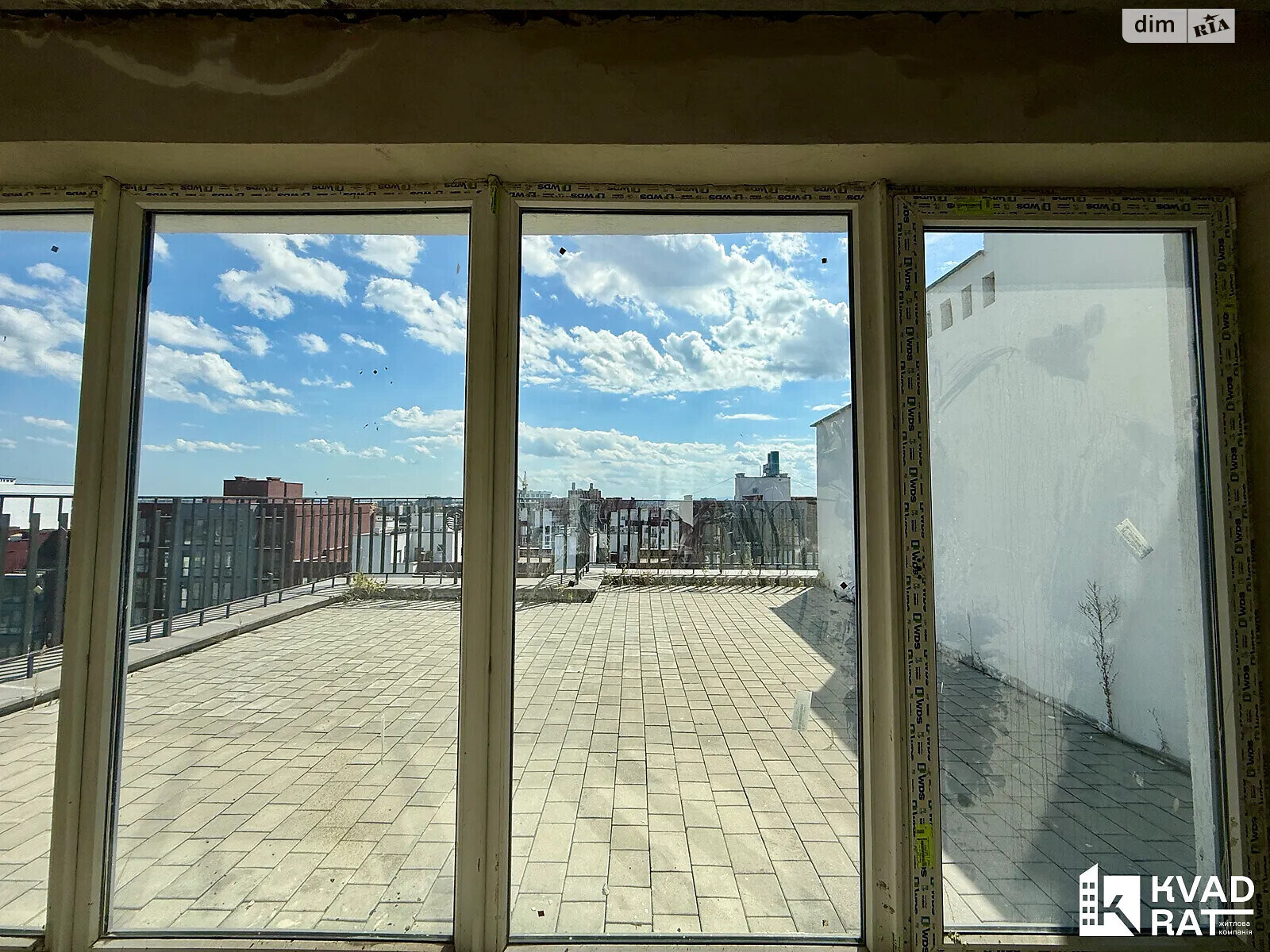 Продажа пятикомнатной квартиры в Ивано-Франковске, на ул. Княгинин 44 корпус 11, кв. 49, район Княгинин фото 1