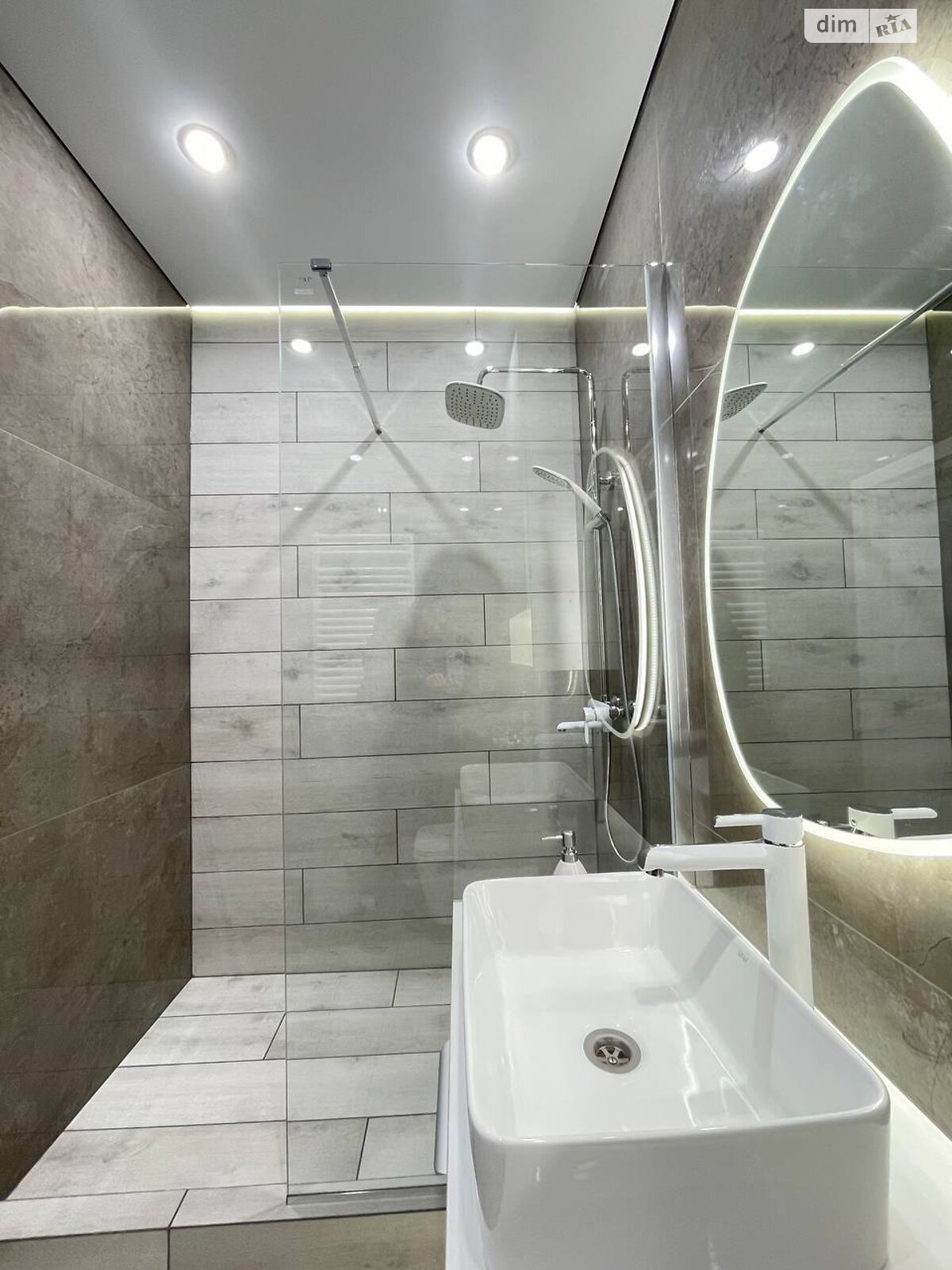 Продажа однокомнатной квартиры в Ивано-Франковске, на ул. Княгинин 44 корпус 8, район Княгинин фото 1