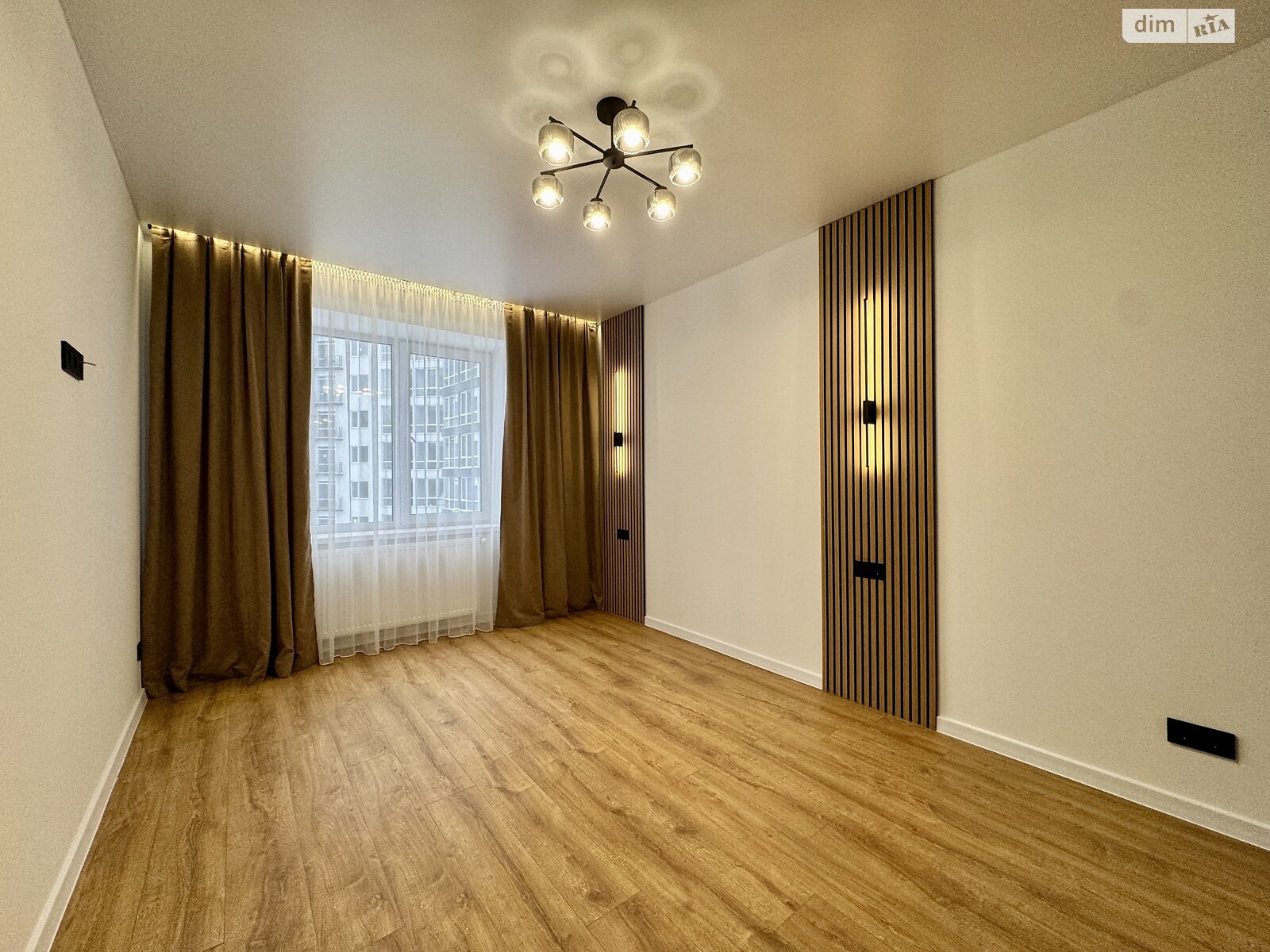 Продажа однокомнатной квартиры в Ивано-Франковске, на ул. Княгинин 44, район Княгинин фото 1