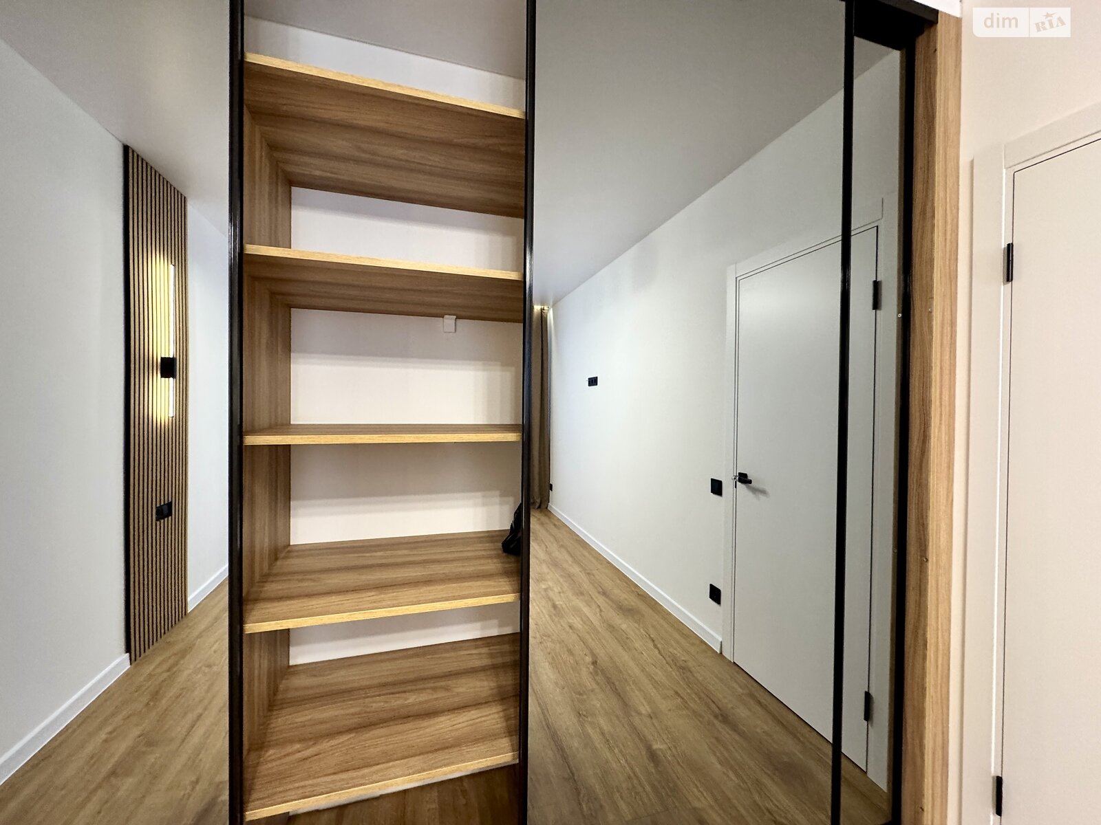 Продажа однокомнатной квартиры в Ивано-Франковске, на ул. Княгинин 44, район Княгинин фото 1