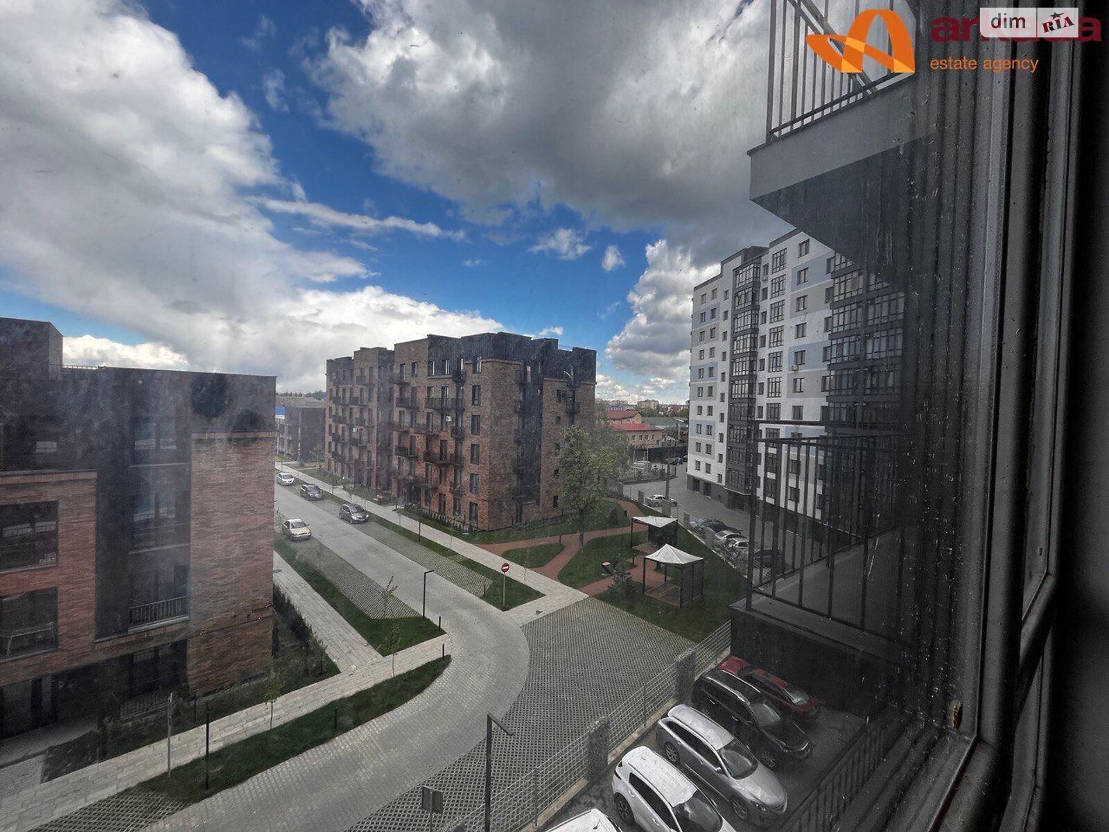 Продажа трехкомнатной квартиры в Ивано-Франковске, на ул. Крайковского 1А, район Княгинин фото 1 Продажа трехкомнатной квартиры в Ивано-Франковске, на ул. Крайковского 1А, район Княгинин фото 1