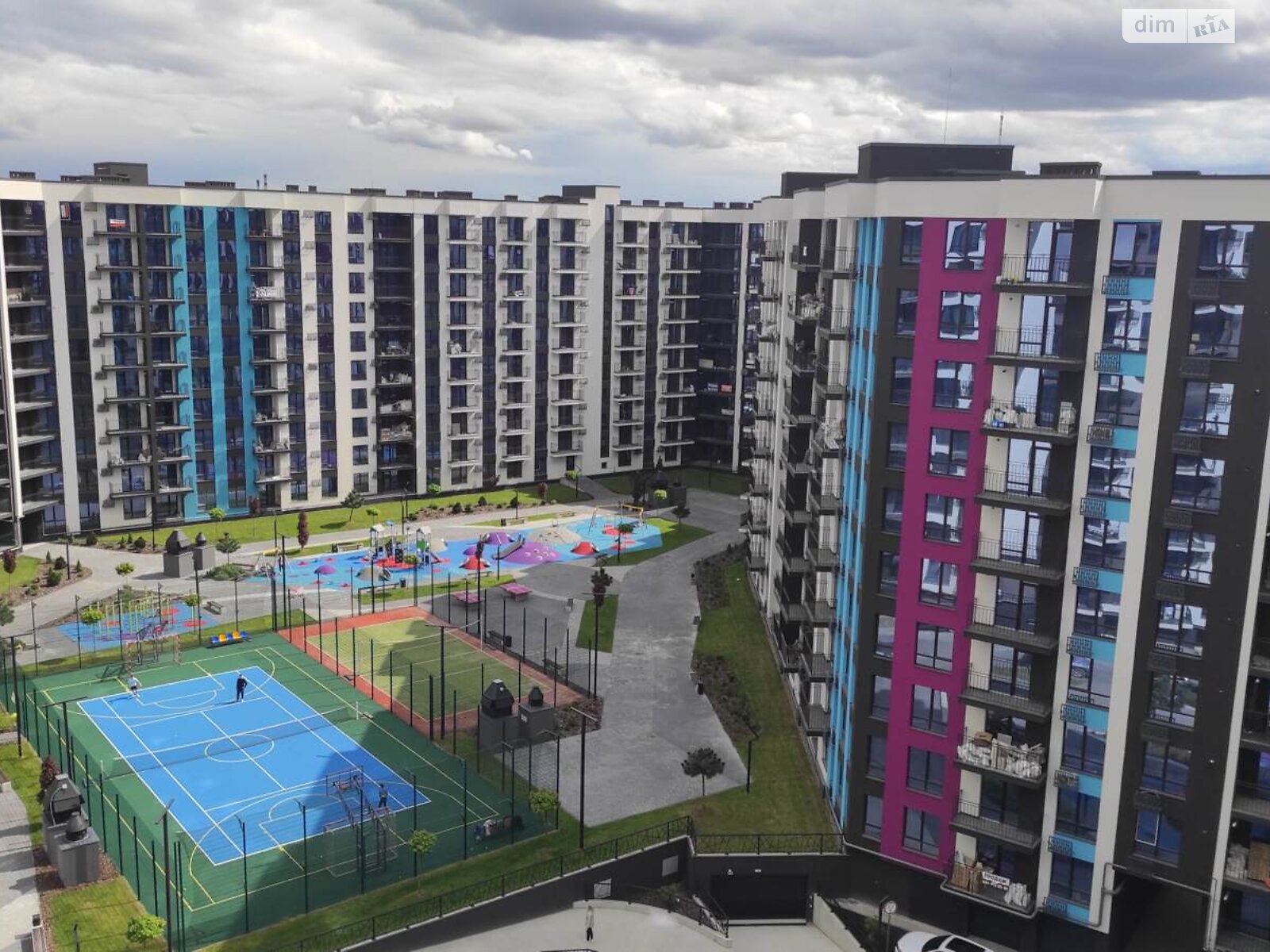 Продаж трикімнатної квартири в Івано-Франківську, на вул. Юліана Пелеша 1А, район Княгинин фото 1 Продаж трикімнатної квартири в Івано-Франківську, на вул. Юліана Пелеша 1А, район Княгинин фото 1