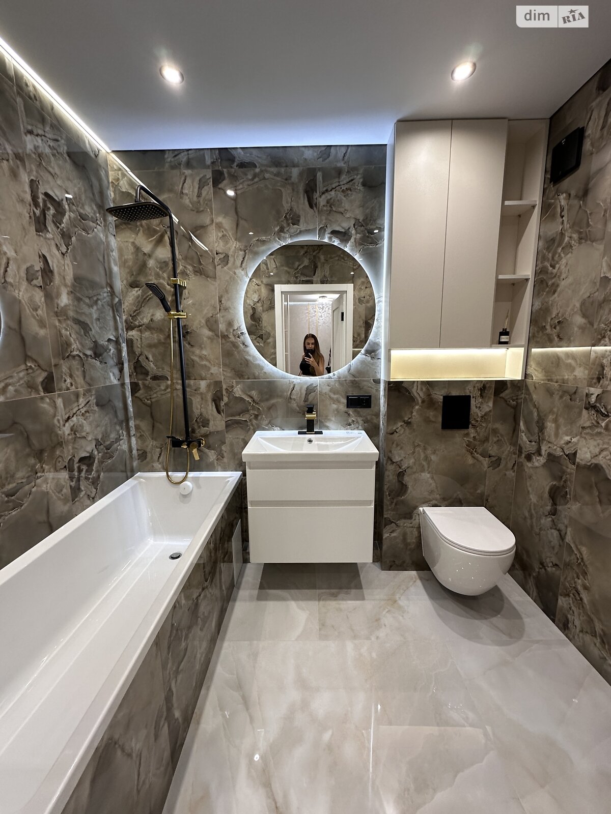 Продаж однокімнатної квартири в Івано-Франківську, на вул. Юліана Пелеша 6, район Княгинин фото 1 Продаж однокімнатної квартири в Івано-Франківську, на вул. Юліана Пелеша 6, район Княгинин фото 1