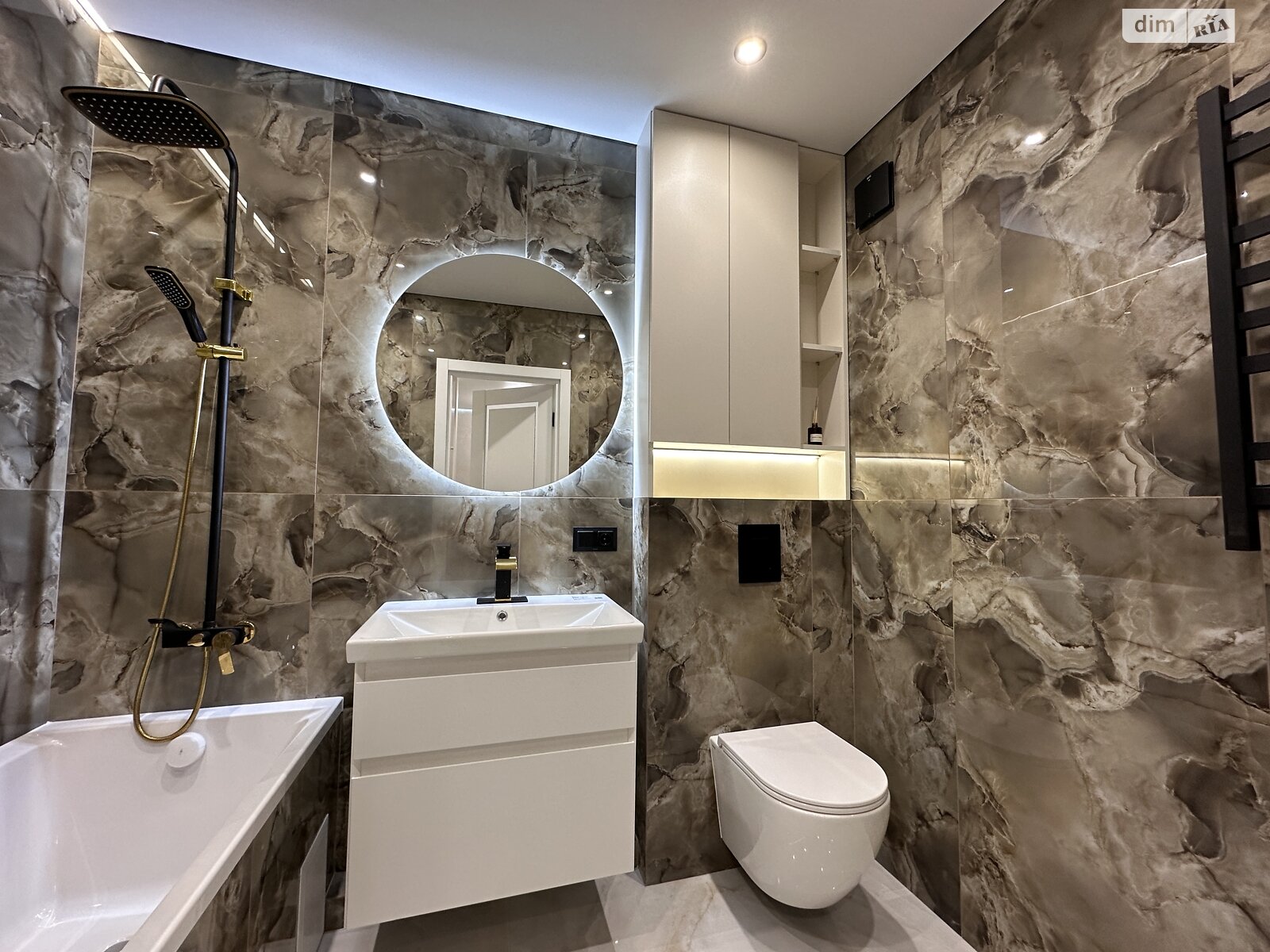 Продаж однокімнатної квартири в Івано-Франківську, на вул. Юліана Пелеша 6, район Княгинин фото 1 Продаж однокімнатної квартири в Івано-Франківську, на вул. Юліана Пелеша 6, район Княгинин фото 1