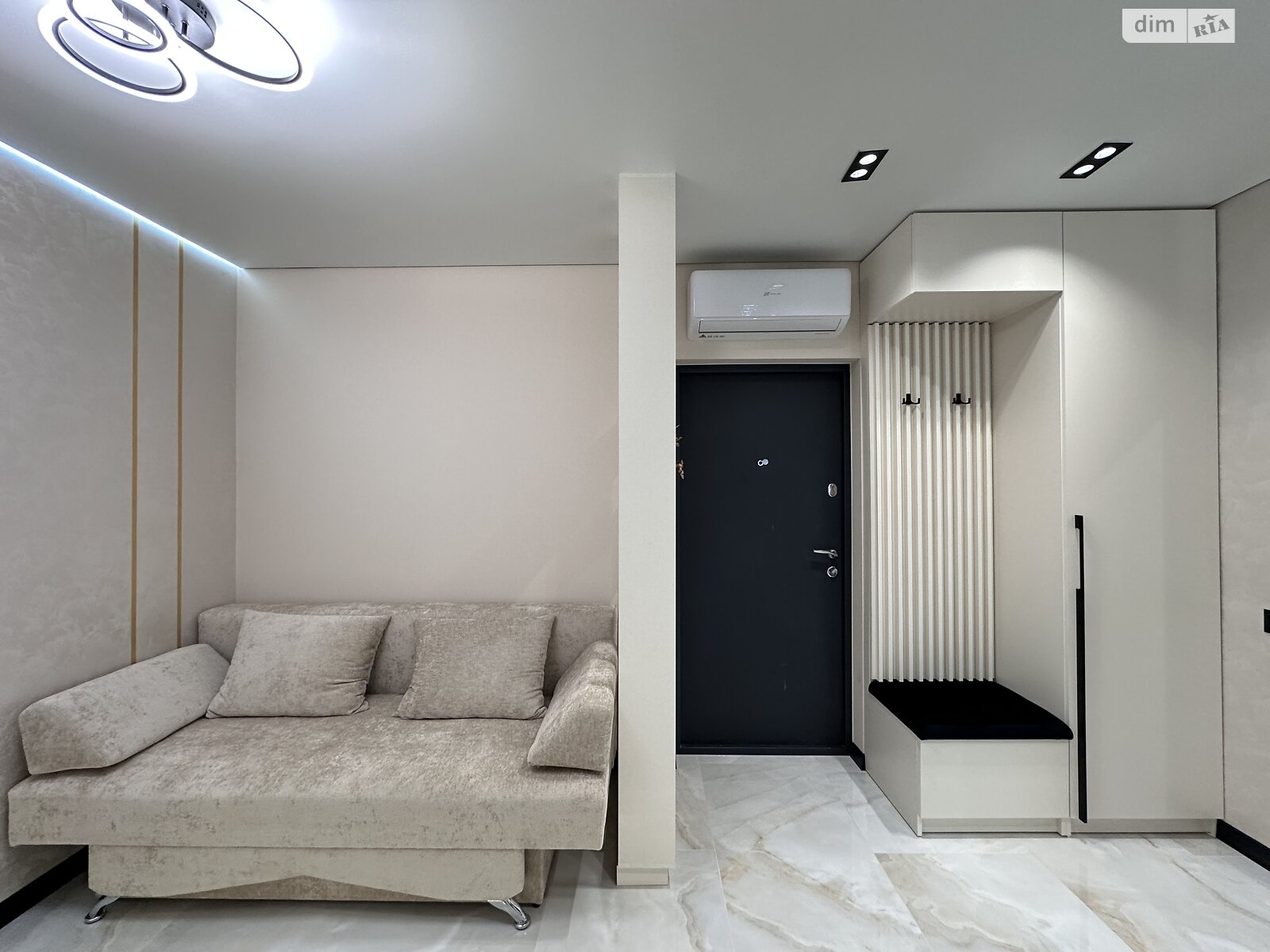 Продаж однокімнатної квартири в Івано-Франківську, на вул. Юліана Пелеша 6, район Княгинин фото 1 Продаж однокімнатної квартири в Івано-Франківську, на вул. Юліана Пелеша 6, район Княгинин фото 1