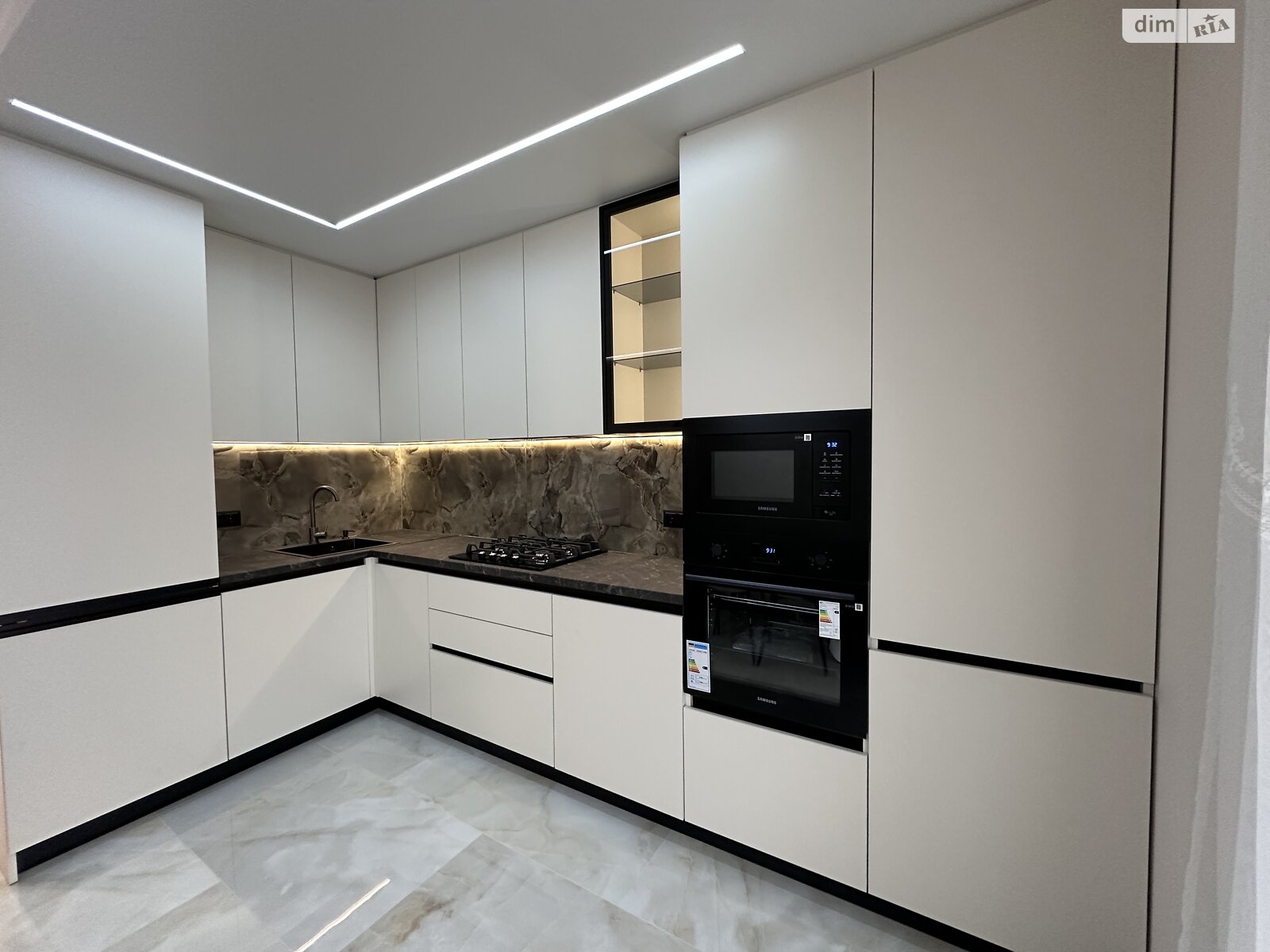 Продаж однокімнатної квартири в Івано-Франківську, на вул. Юліана Пелеша 6, район Княгинин фото 1 Продаж однокімнатної квартири в Івано-Франківську, на вул. Юліана Пелеша 6, район Княгинин фото 1