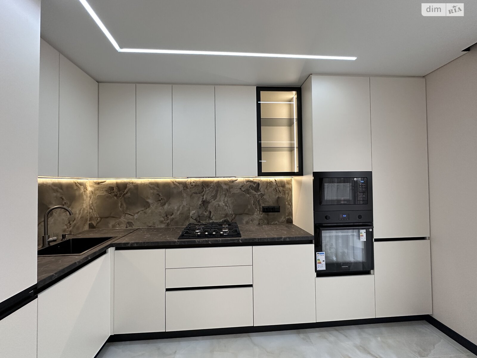 Продаж однокімнатної квартири в Івано-Франківську, на вул. Юліана Пелеша 6, район Княгинин фото 1 Продаж однокімнатної квартири в Івано-Франківську, на вул. Юліана Пелеша 6, район Княгинин фото 1