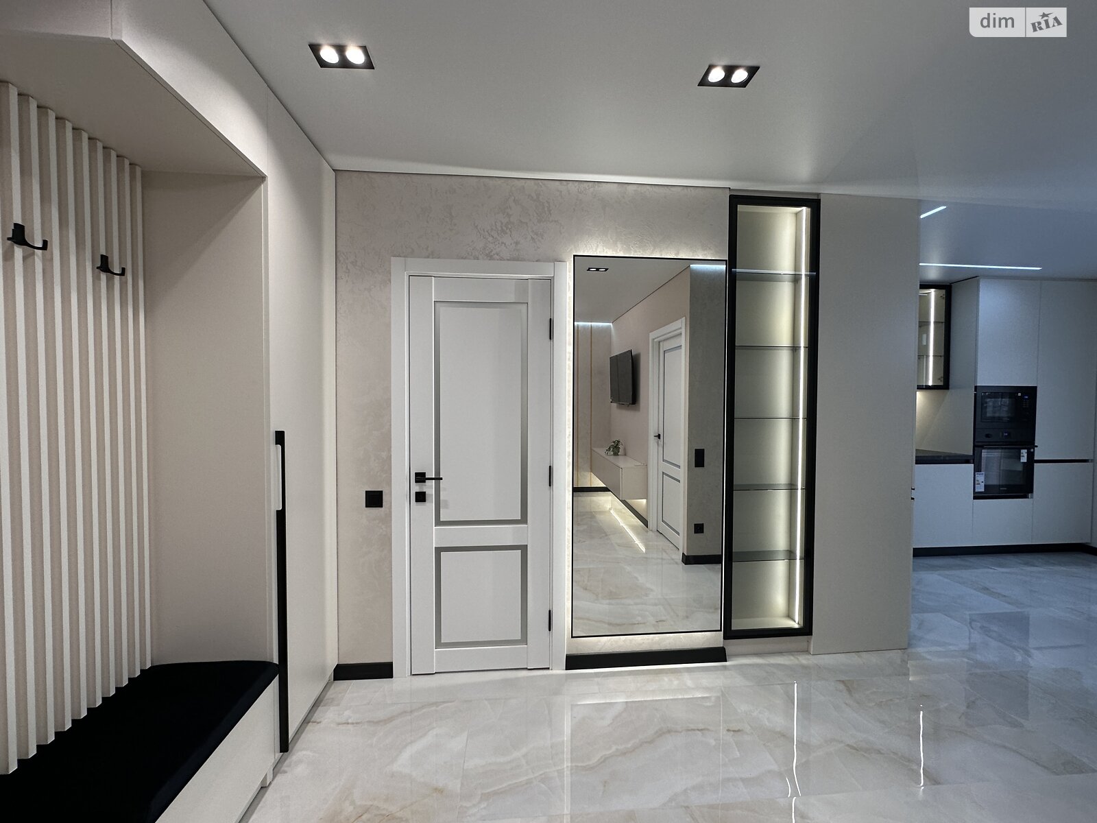 Продаж однокімнатної квартири в Івано-Франківську, на вул. Юліана Пелеша 6, район Княгинин фото 1 Продаж однокімнатної квартири в Івано-Франківську, на вул. Юліана Пелеша 6, район Княгинин фото 1