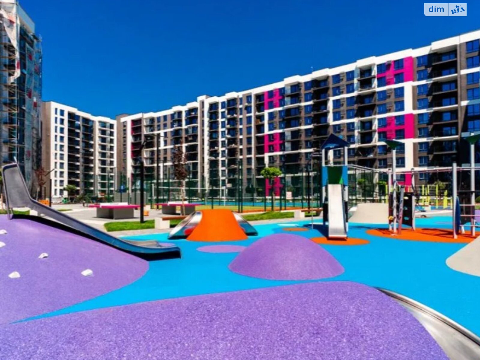 Продаж трикімнатної квартири в Івано-Франківську, на вул. Юліана Пелеша 3, район Княгинин фото 1 Продаж трикімнатної квартири в Івано-Франківську, на вул. Юліана Пелеша 3, район Княгинин фото 1