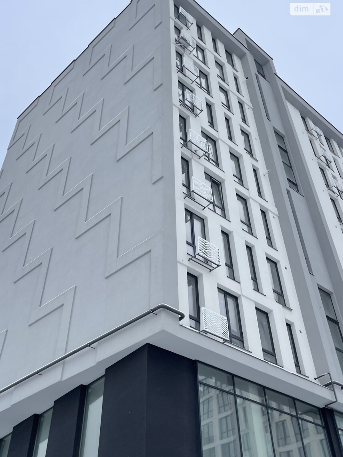 Продажа однокомнатной квартиры в Ивано-Франковске, на ул. Надречная 1 корпус 1, район Княгинин фото 1