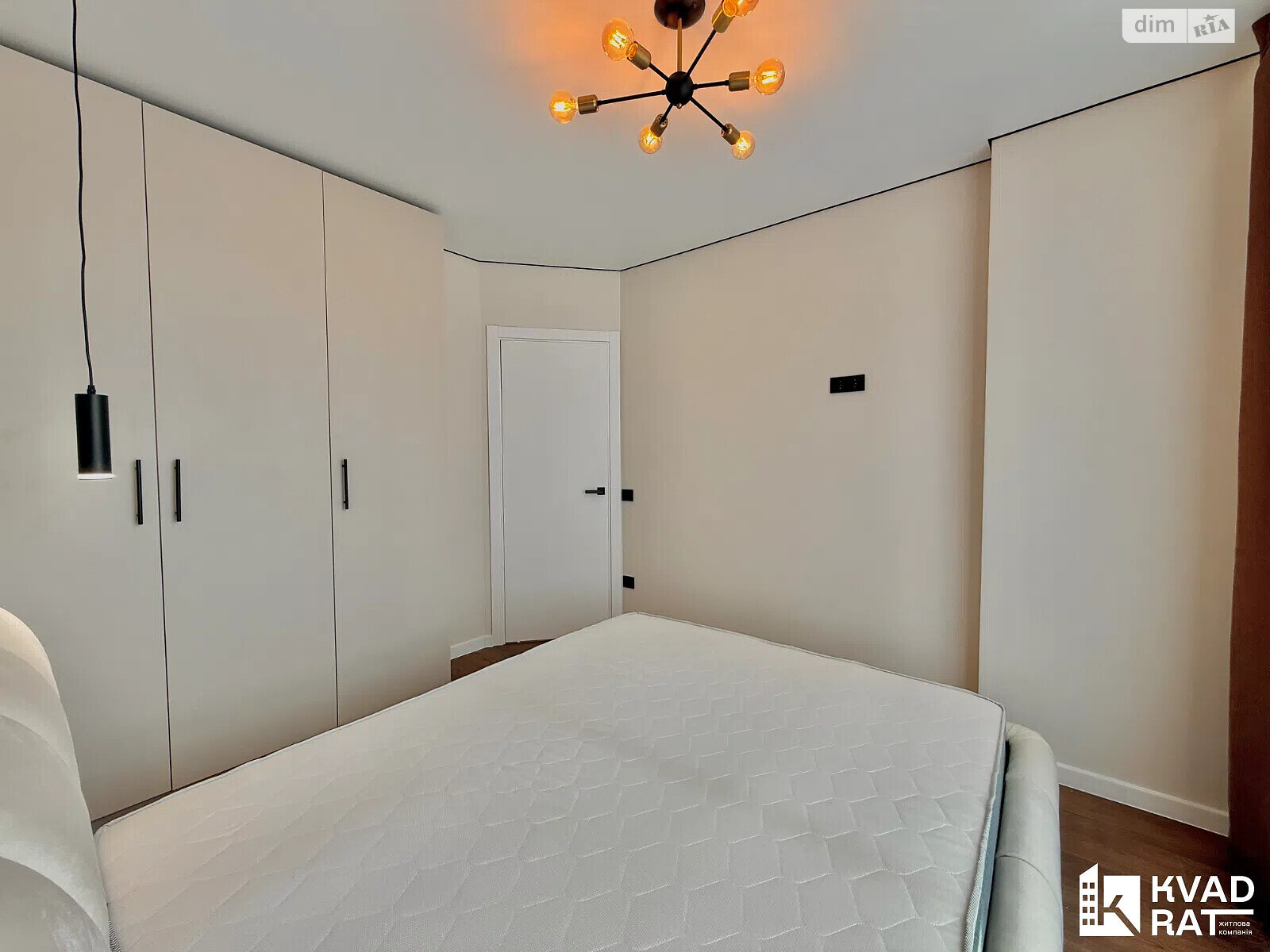 Продаж однокімнатної квартири в Івано-Франківську, на вул. Юліана Пелеша 1, район Княгинин фото 1