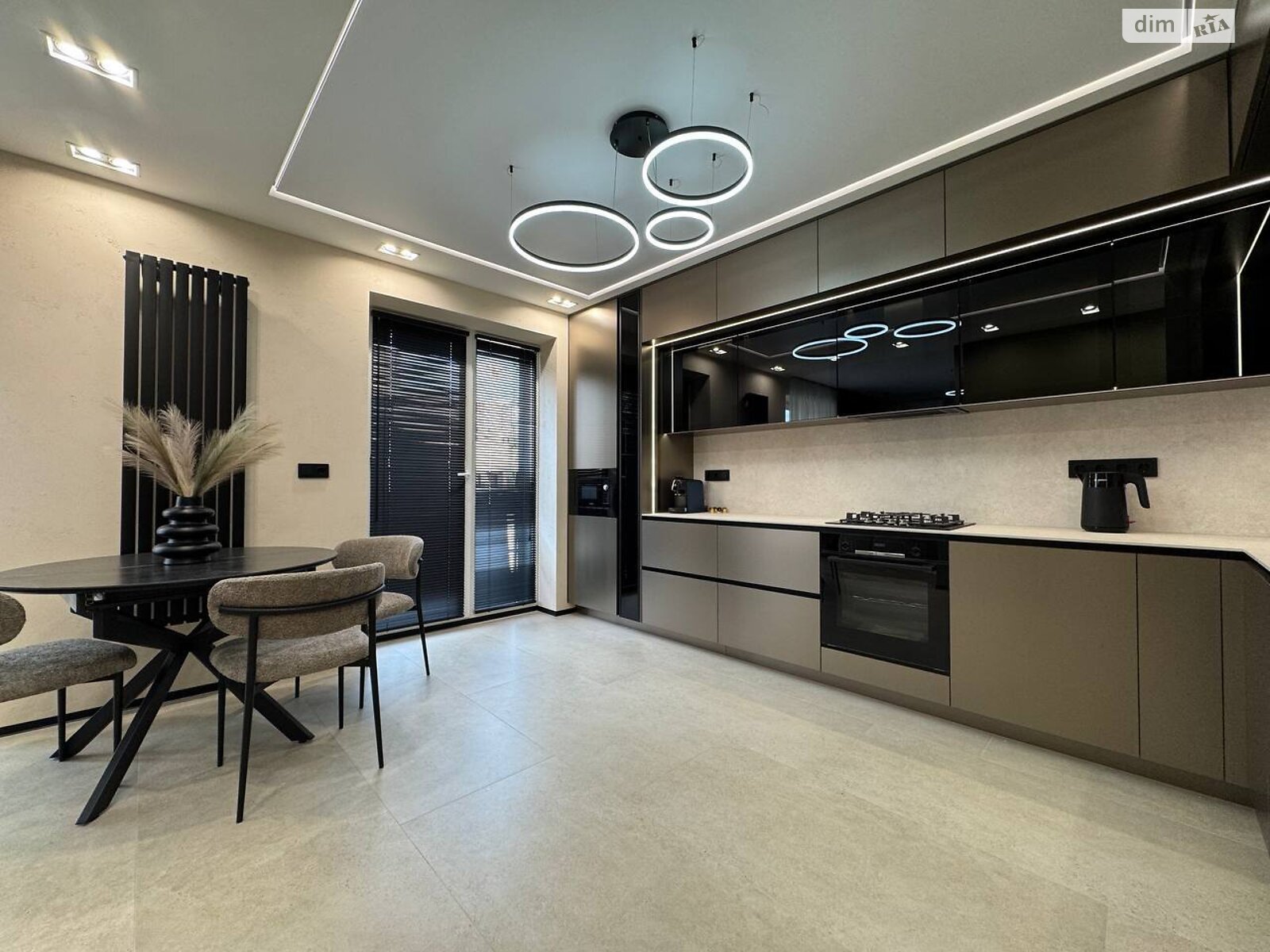 Продаж двокімнатної квартири в Івано-Франківську, на вул. Юліана Пелеша 5, район Княгинин фото 1