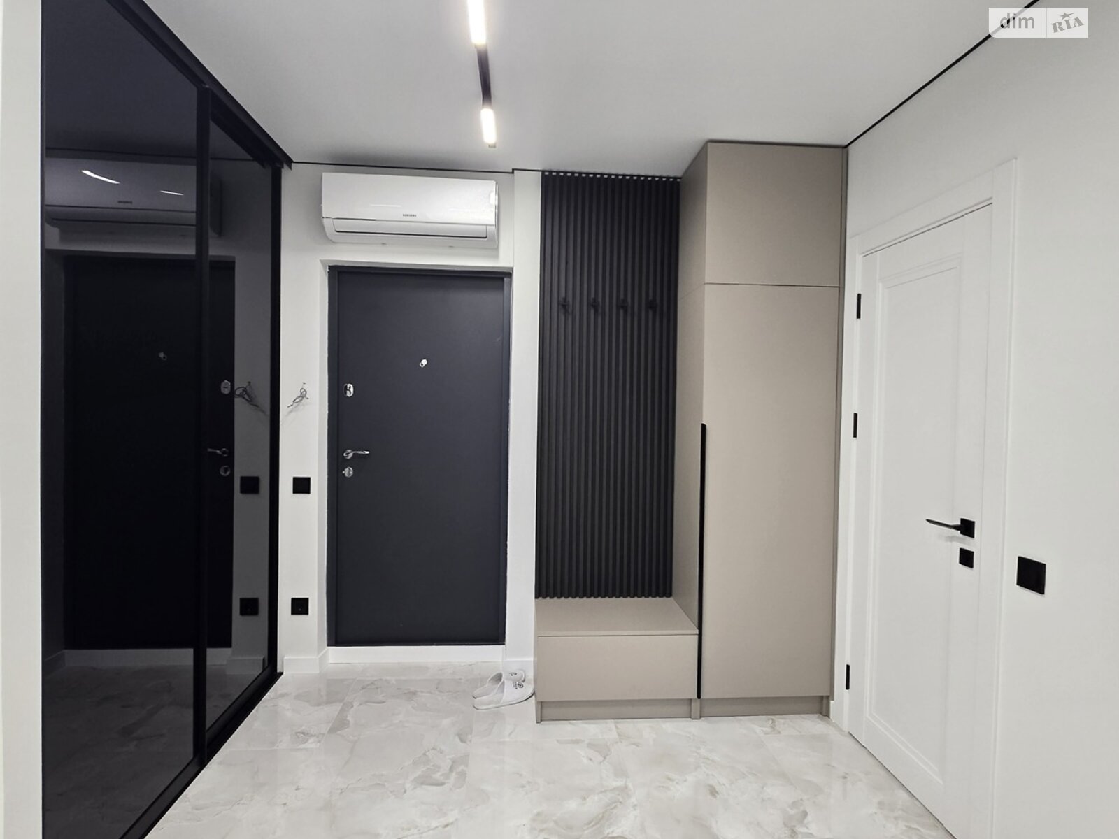 Продажа двухкомнатной квартиры в Ивано-Франковске, на ул. Юліана Пелеша, район Княгинин фото 1