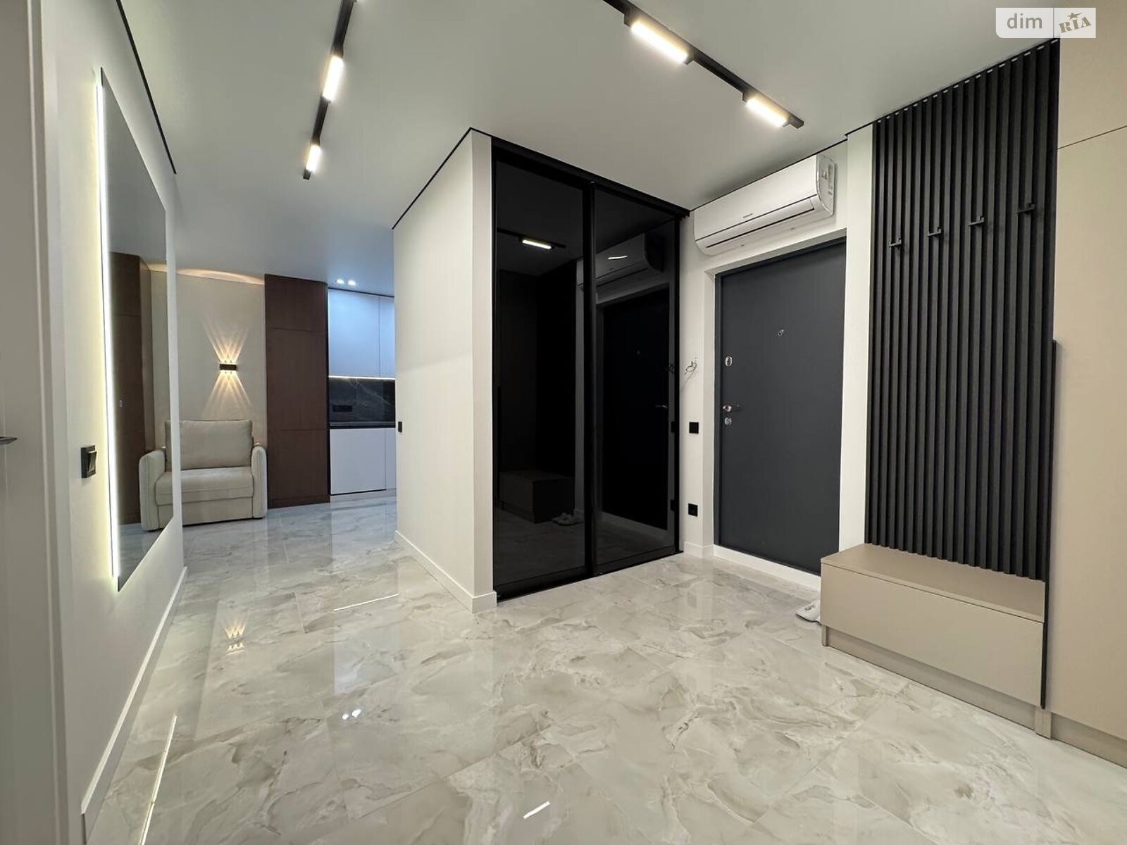 Продажа двухкомнатной квартиры в Ивано-Франковске, на ул. Юліана Пелеша, район Княгинин фото 1