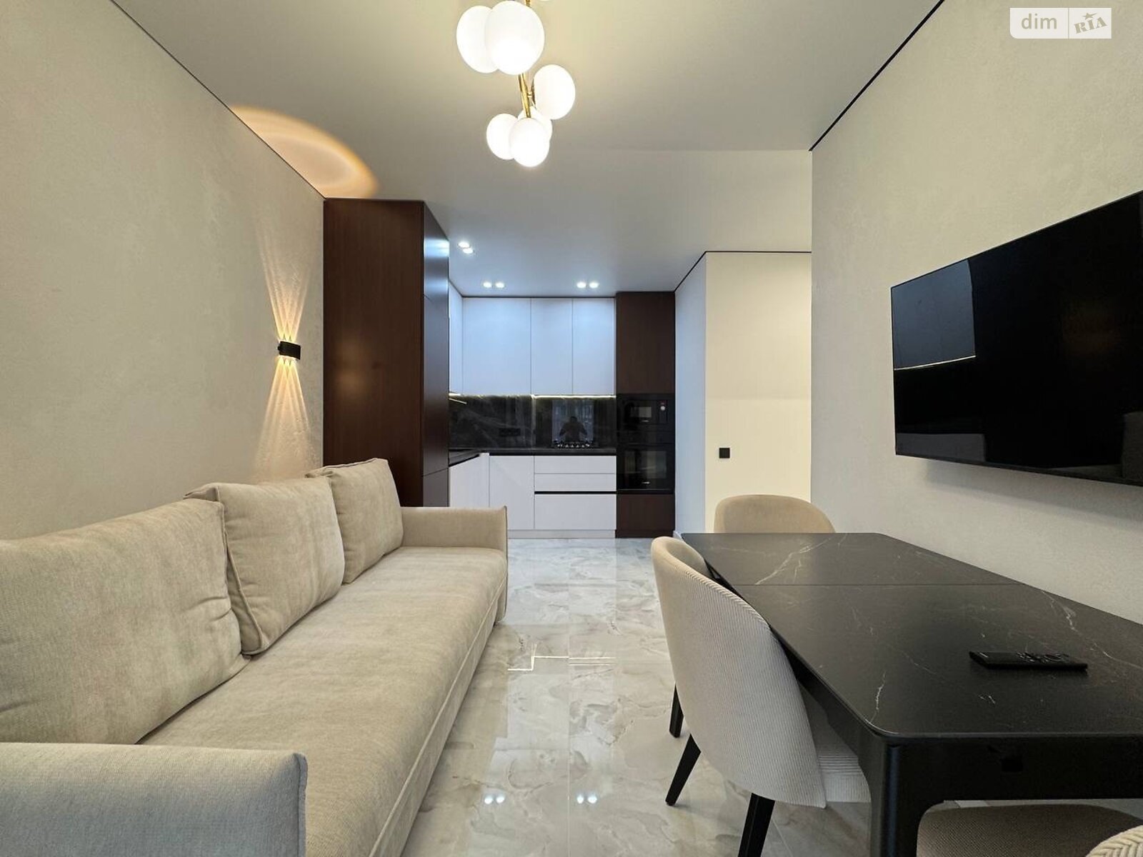 Продажа двухкомнатной квартиры в Ивано-Франковске, на ул. Юліана Пелеша, район Княгинин фото 1