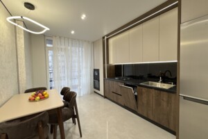 Продажа однокомнатной квартиры в Ивано-Франковске, на ул. Юліана Пелеша 3 корпус 1, район Княгинин фото 2