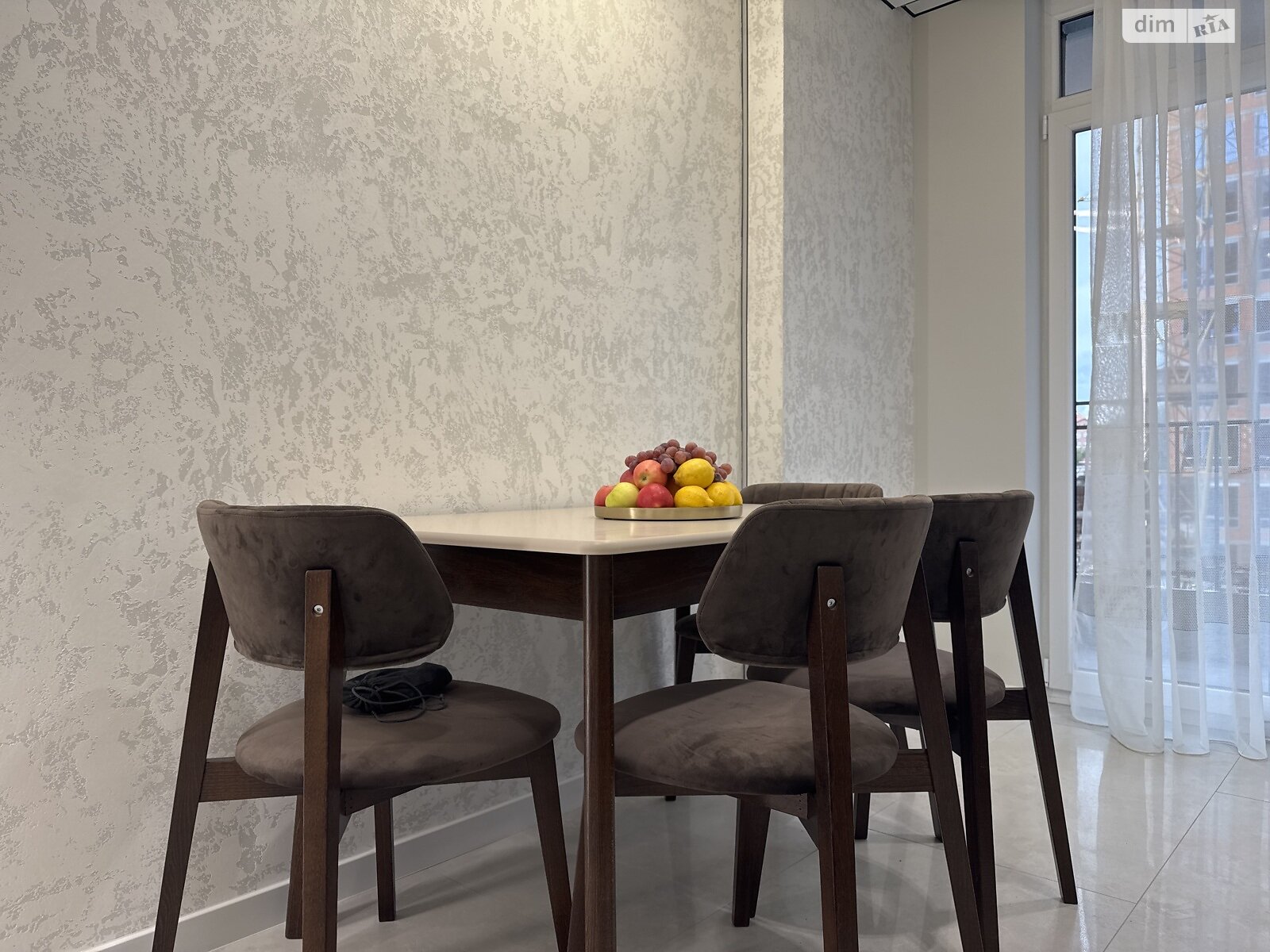 Продажа однокомнатной квартиры в Ивано-Франковске, на ул. Юліана Пелеша 3 корпус 1, район Княгинин фото 1