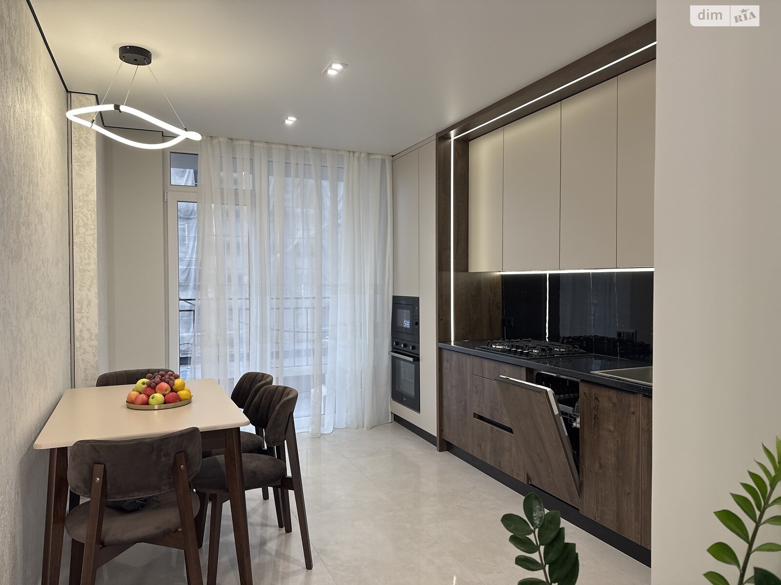 Продажа однокомнатной квартиры в Ивано-Франковске, на ул. Юліана Пелеша 3 корпус 1, район Княгинин фото 1