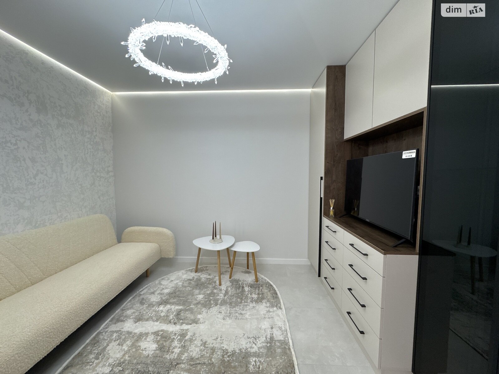 Продажа однокомнатной квартиры в Ивано-Франковске, на ул. Юліана Пелеша 3 корпус 1, район Княгинин фото 1