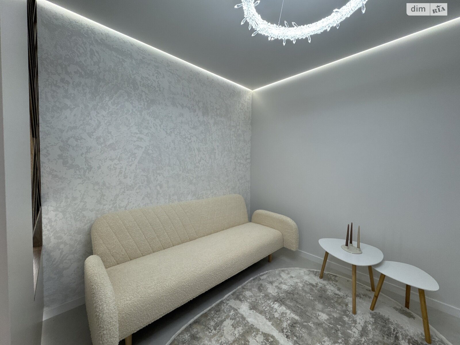 Продажа однокомнатной квартиры в Ивано-Франковске, на ул. Юліана Пелеша 3 корпус 1, район Княгинин фото 1