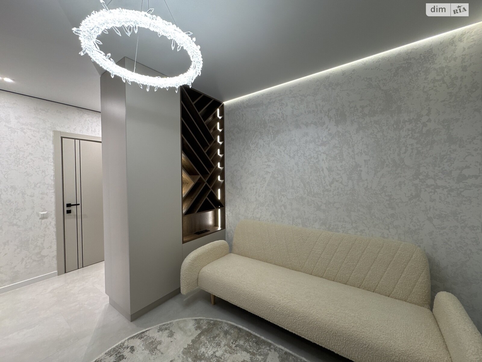 Продажа однокомнатной квартиры в Ивано-Франковске, на ул. Юліана Пелеша 3 корпус 1, район Княгинин фото 1