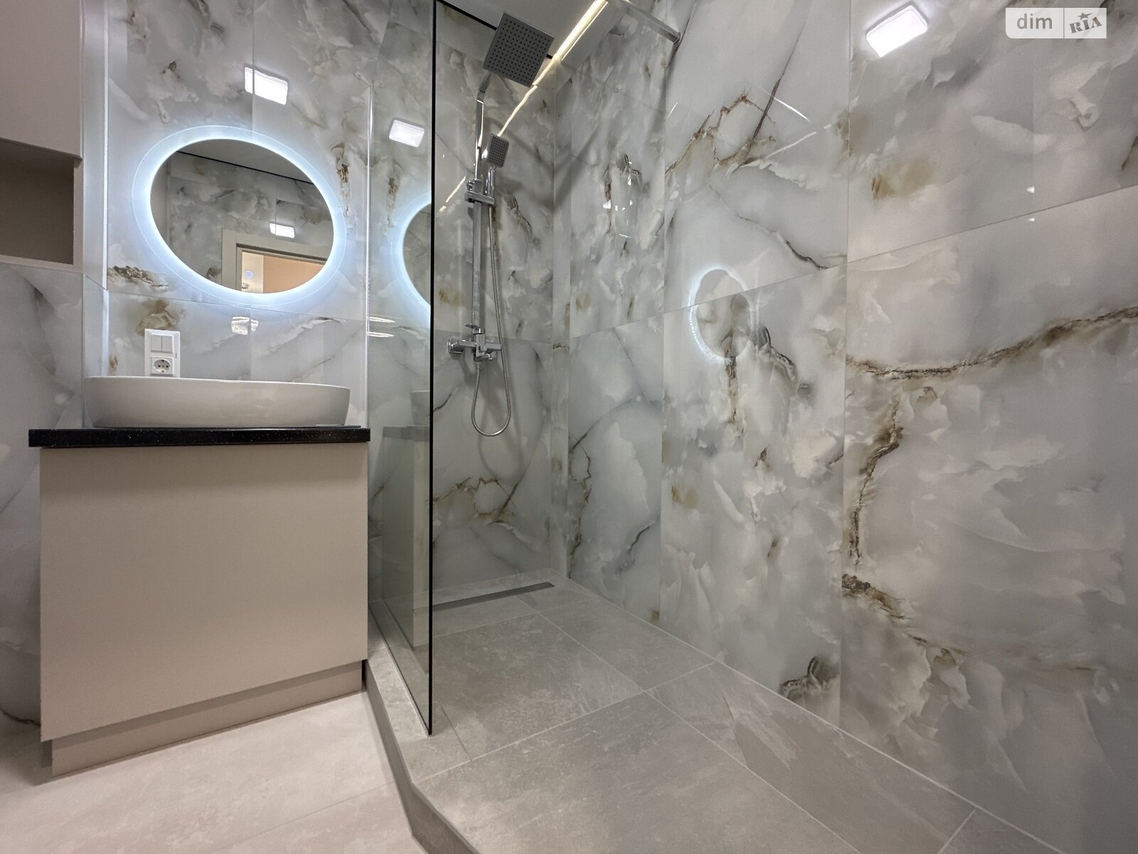 Продажа однокомнатной квартиры в Ивано-Франковске, на ул. Юліана Пелеша 3 корпус 1, район Княгинин фото 1