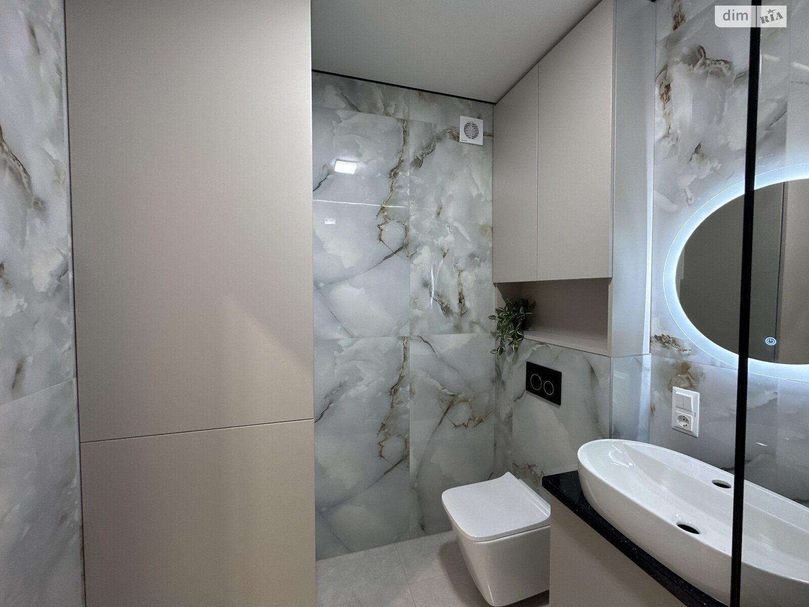 Продажа однокомнатной квартиры в Ивано-Франковске, на ул. Юліана Пелеша 3 корпус 1, район Княгинин фото 1