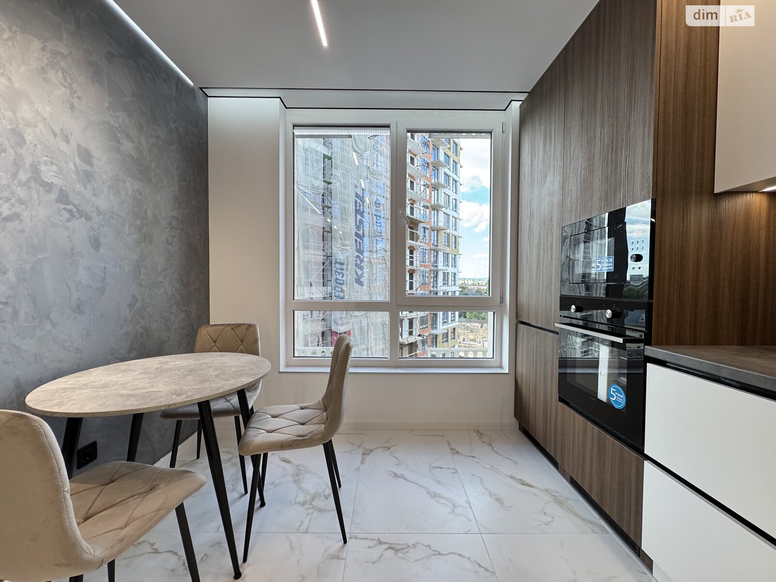 Продаж однокімнатної квартири в Івано-Франківську, на вул. Юліана Пелеша 3 корпус 10, район Княгинин фото 1 Продаж однокімнатної квартири в Івано-Франківську, на вул. Юліана Пелеша 3 корпус 10, район Княгинин фото 1