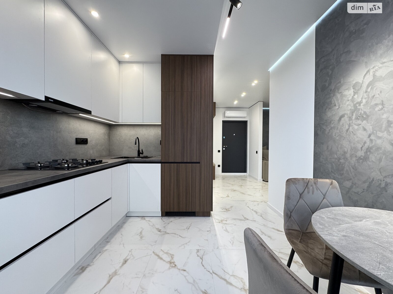 Продаж однокімнатної квартири в Івано-Франківську, на вул. Юліана Пелеша 3 корпус 10, район Княгинин фото 1 Продаж однокімнатної квартири в Івано-Франківську, на вул. Юліана Пелеша 3 корпус 10, район Княгинин фото 1