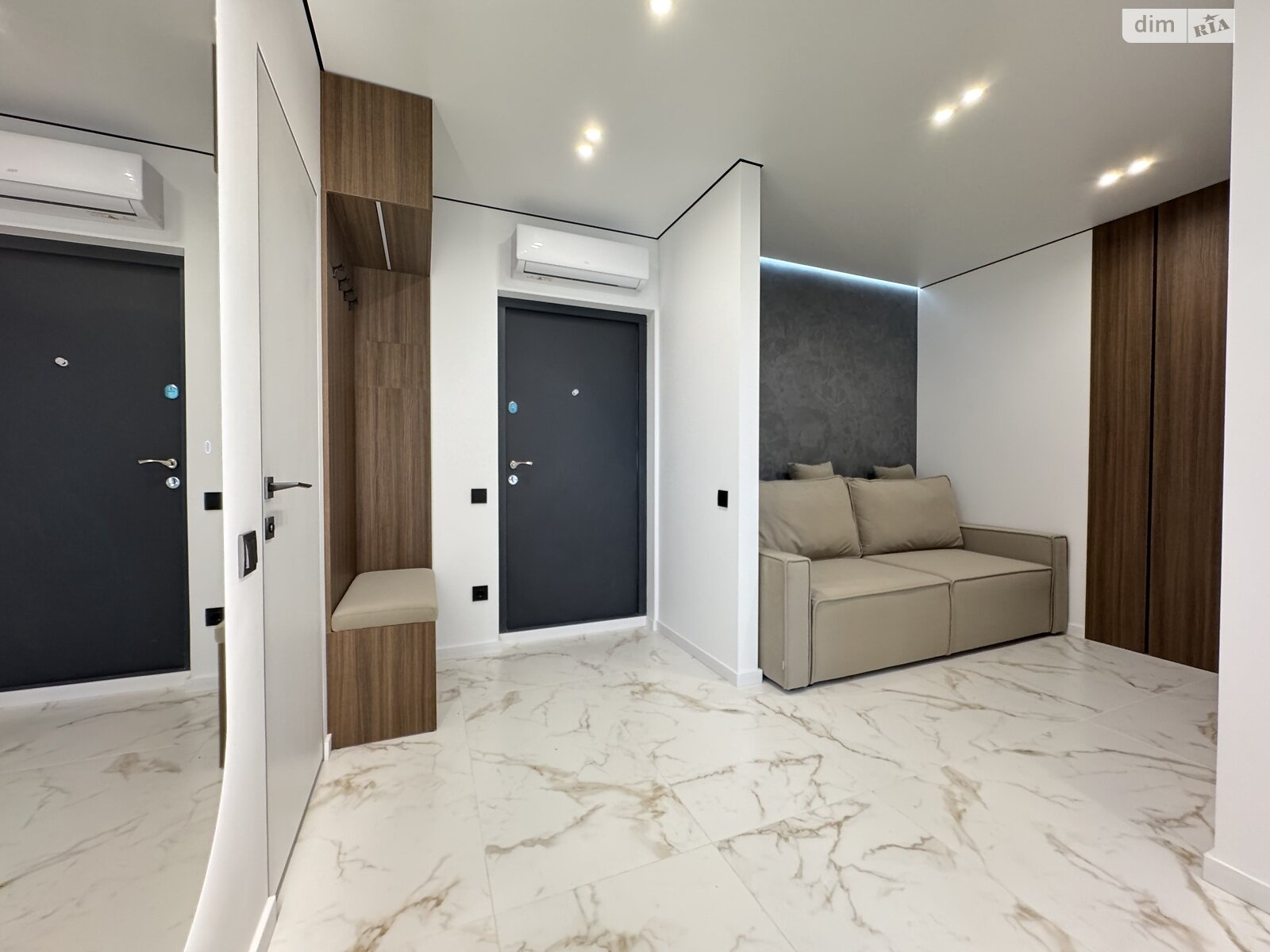 Продаж однокімнатної квартири в Івано-Франківську, на вул. Юліана Пелеша 3 корпус 10, район Княгинин фото 1 Продаж однокімнатної квартири в Івано-Франківську, на вул. Юліана Пелеша 3 корпус 10, район Княгинин фото 1