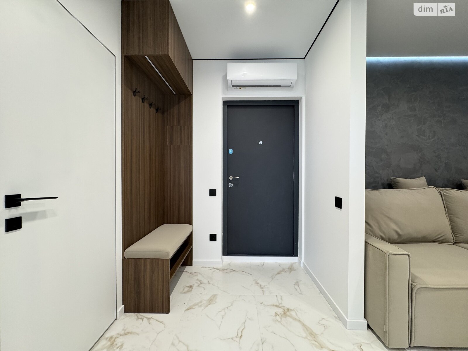 Продаж однокімнатної квартири в Івано-Франківську, на вул. Юліана Пелеша 3 корпус 10, район Княгинин фото 1 Продаж однокімнатної квартири в Івано-Франківську, на вул. Юліана Пелеша 3 корпус 10, район Княгинин фото 1